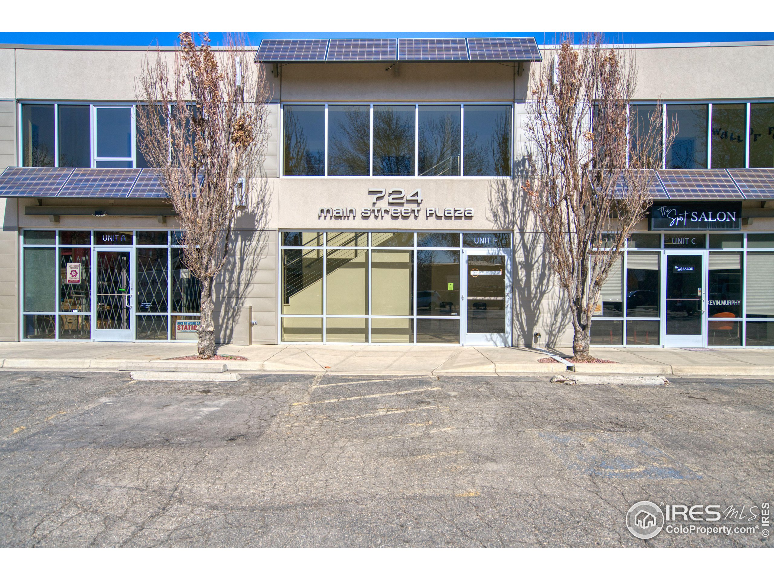 724 Main St