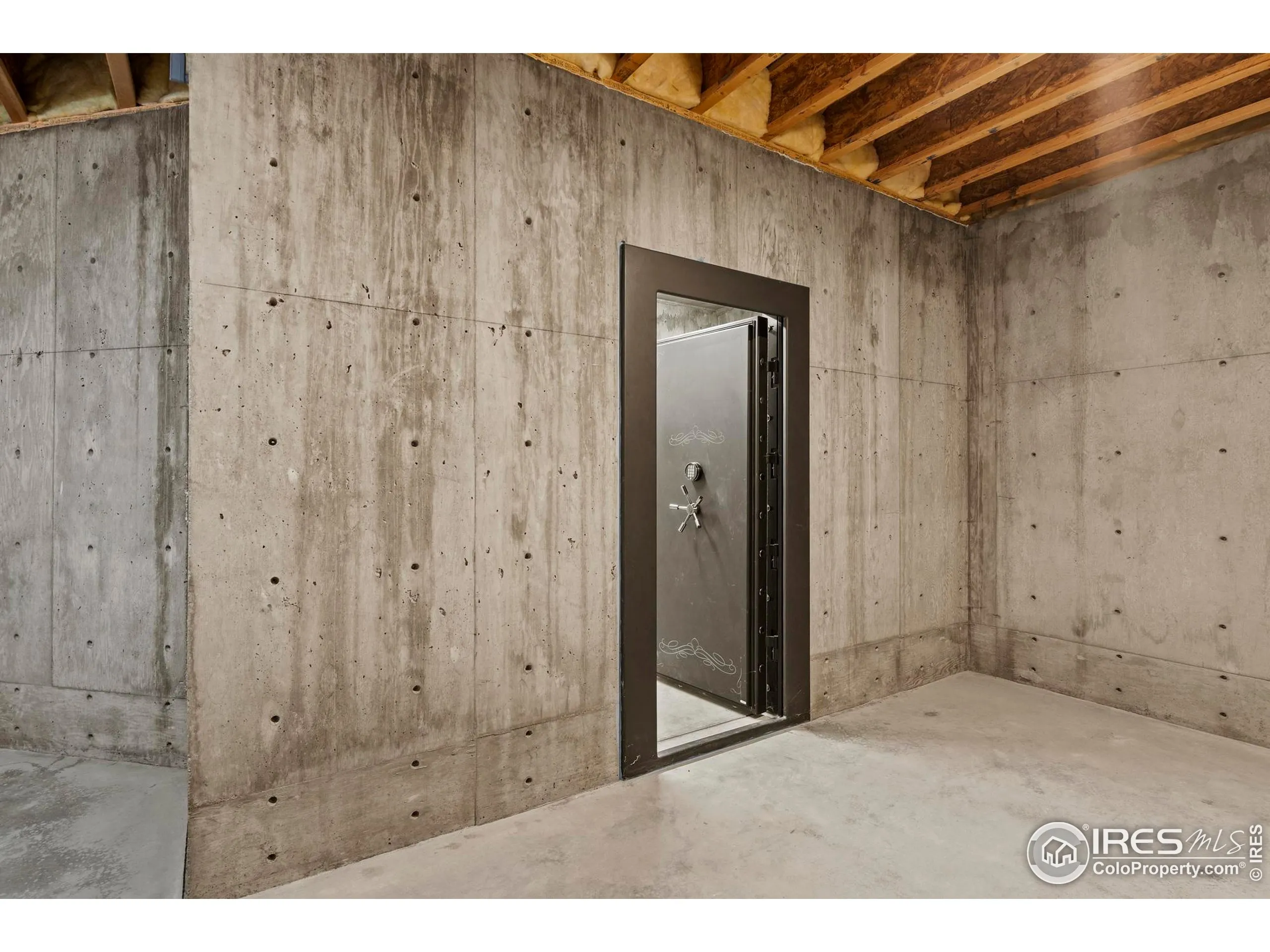 Eaton, Colorado 80615, United States, 3 Bedrooms Bedrooms, ,2 BathroomsBathrooms,Residential,Active,214169