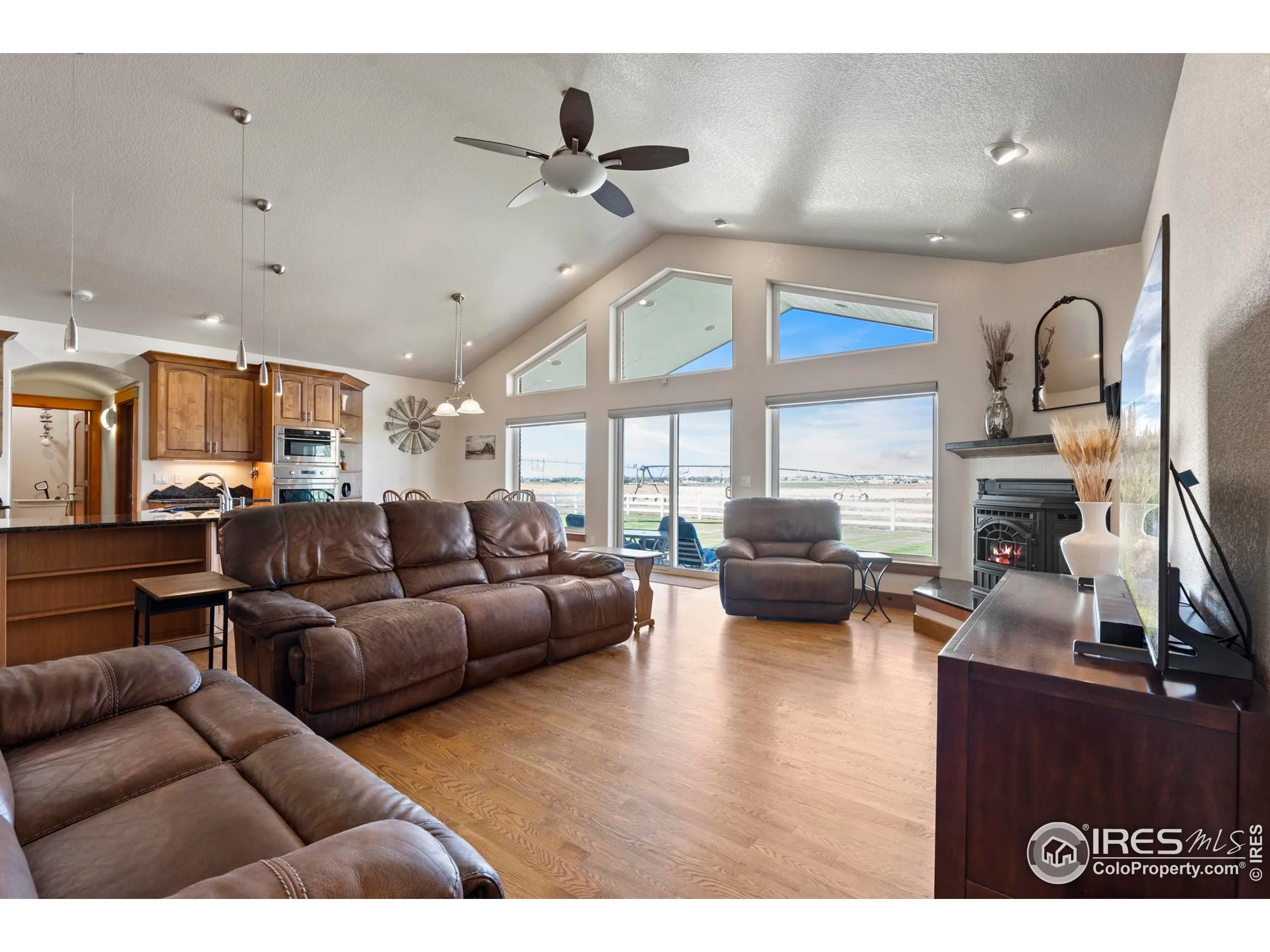 Eaton, Colorado 80615, United States, 3 Bedrooms Bedrooms, ,2 BathroomsBathrooms,Residential,Active,214169