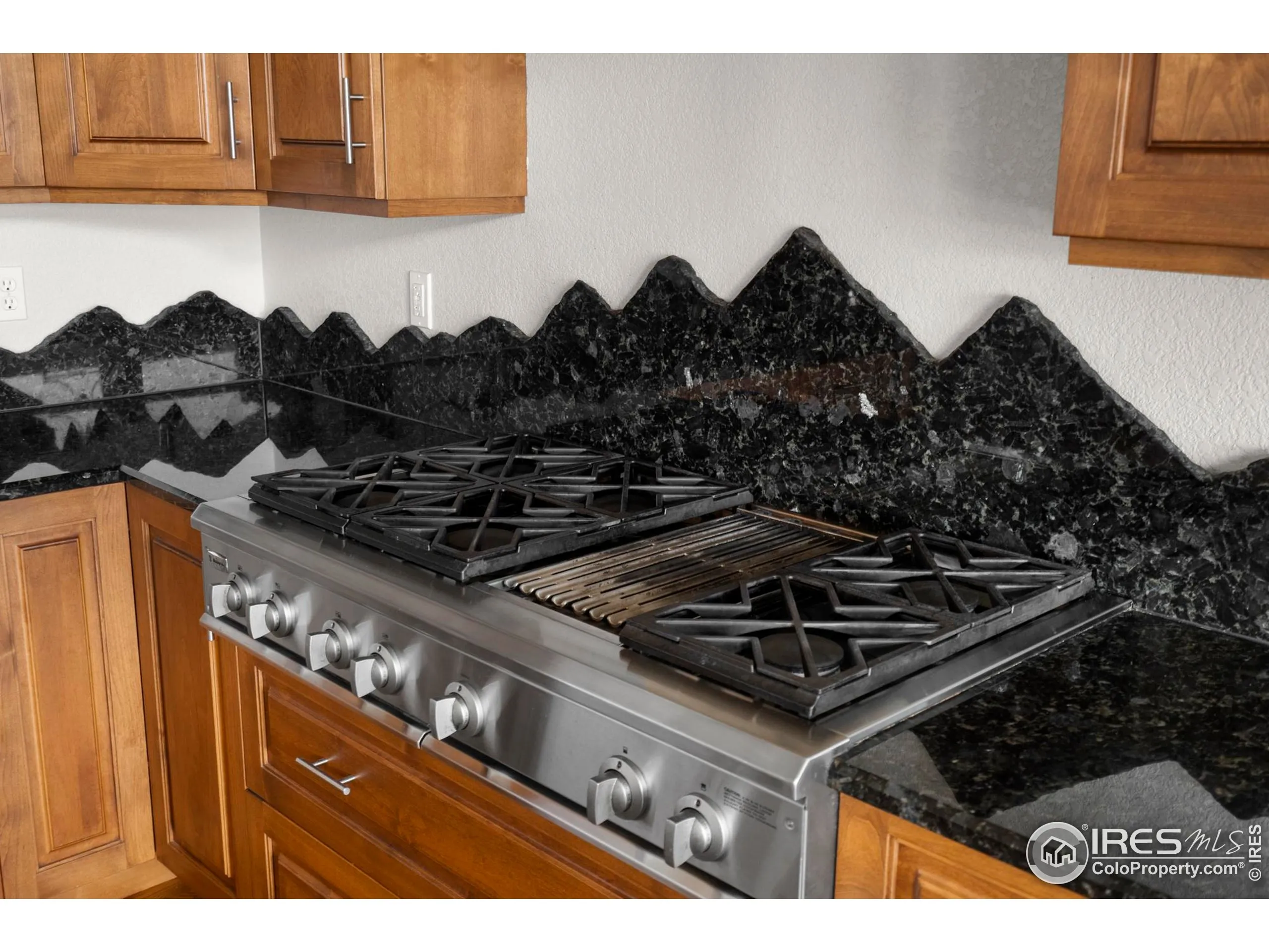 Eaton, Colorado 80615, United States, 3 Bedrooms Bedrooms, ,2 BathroomsBathrooms,Residential,Active,214169