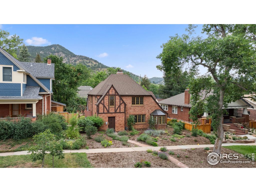 Photo of 911 Lincoln Pl, Boulder, CO 80302 (MLS # 1040039)