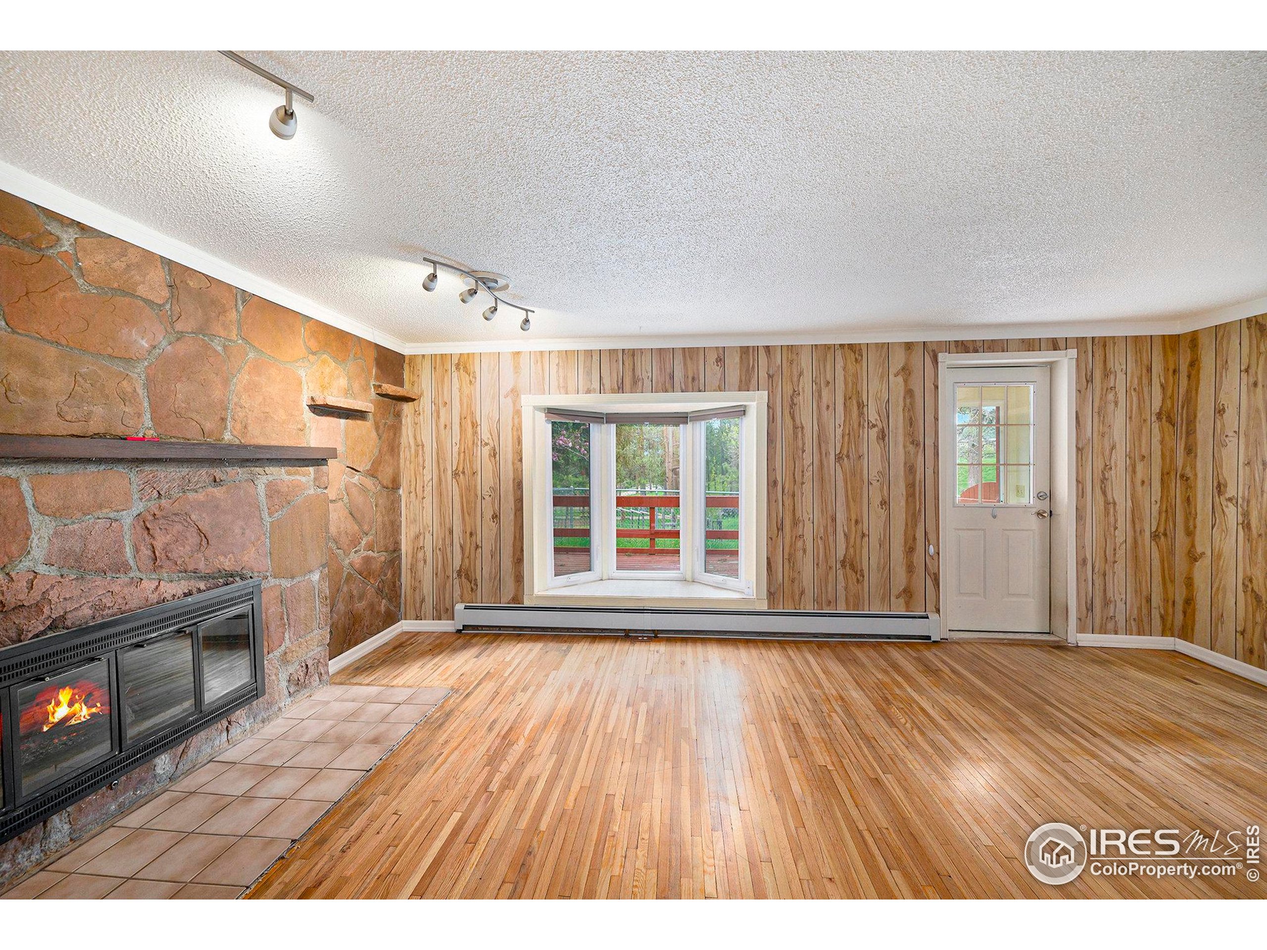 23891 Supai Rd