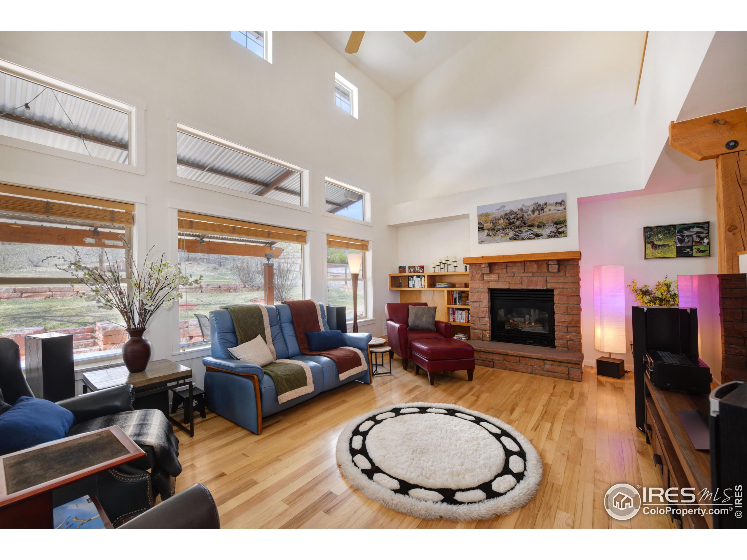 385 Vasquez Ct