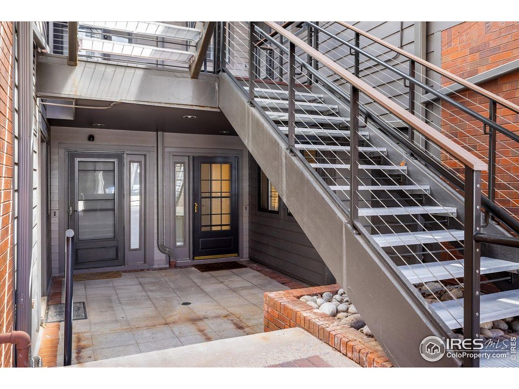 Photo of 836 Walnut St B, Boulder, CO 80302 (MLS # 1041180)