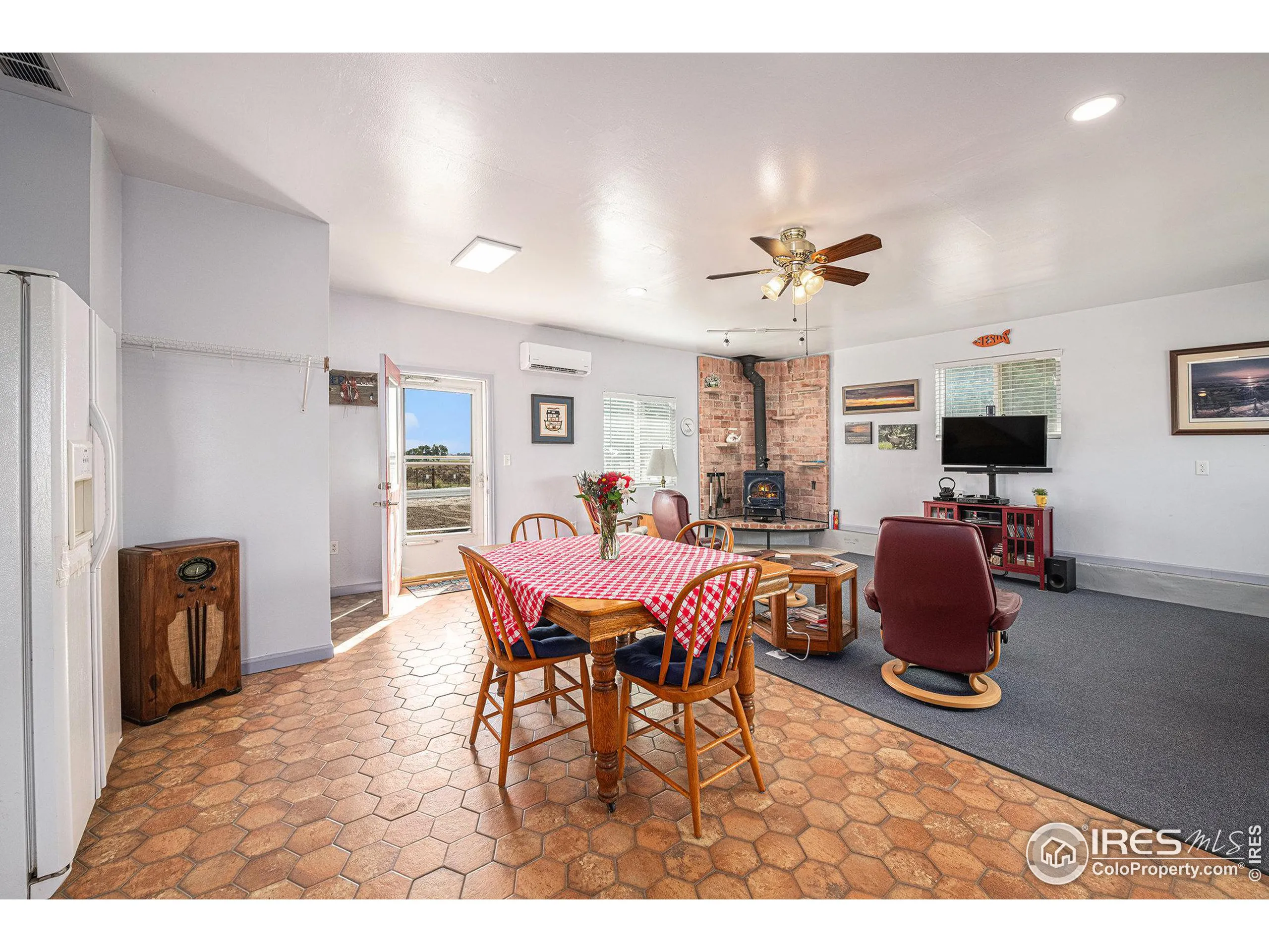 Greeley, Colorado 80631, United States, 3 Bedrooms Bedrooms, ,2 BathroomsBathrooms,Residential,Active,79401