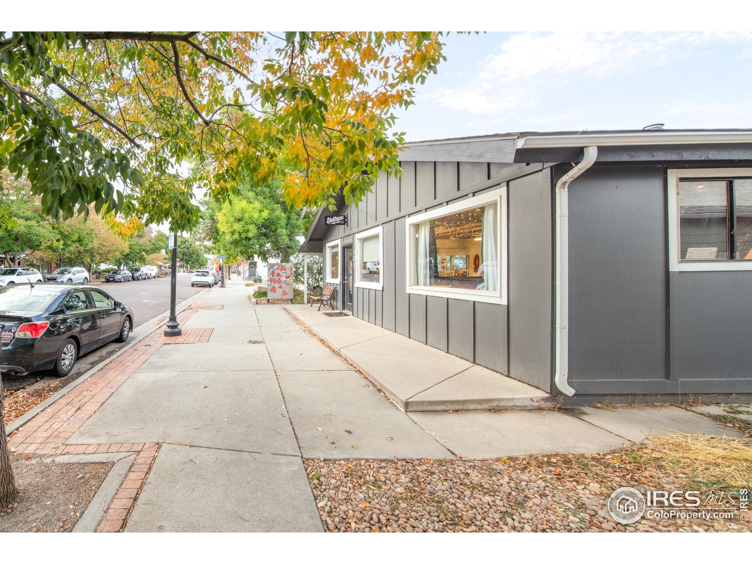 608 Main St