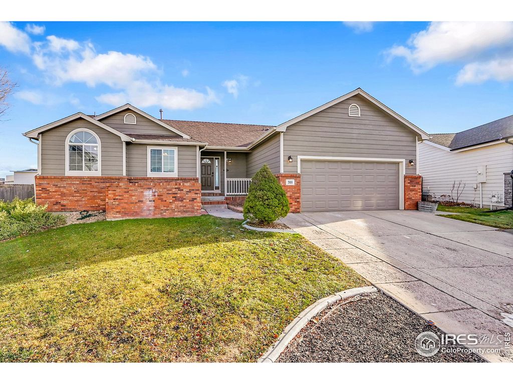 Photo of 311 Granite Ct, Windsor, CO 80550 (MLS # 1048305)