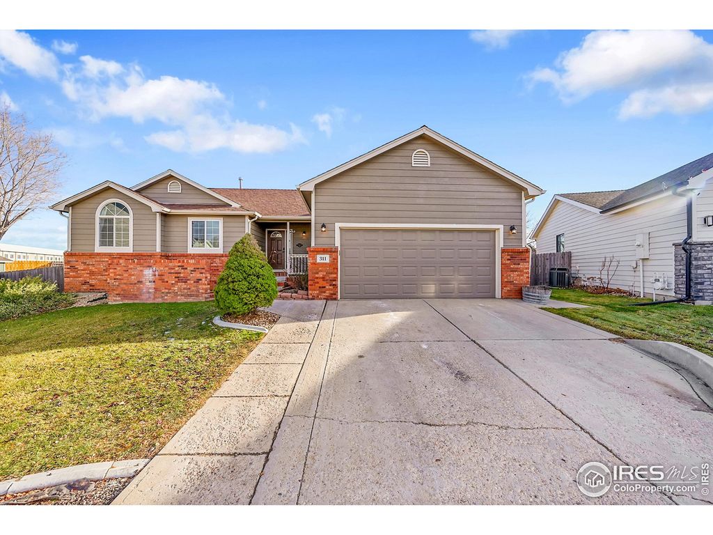 Photo of 311 Granite Ct, Windsor, CO 80550 (MLS # 1048305)