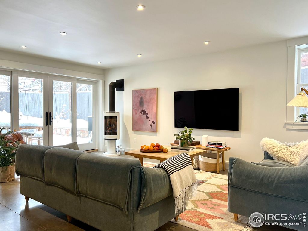 Photo of 820 Grant Pl, Boulder, CO 80302 (MLS # 980830)