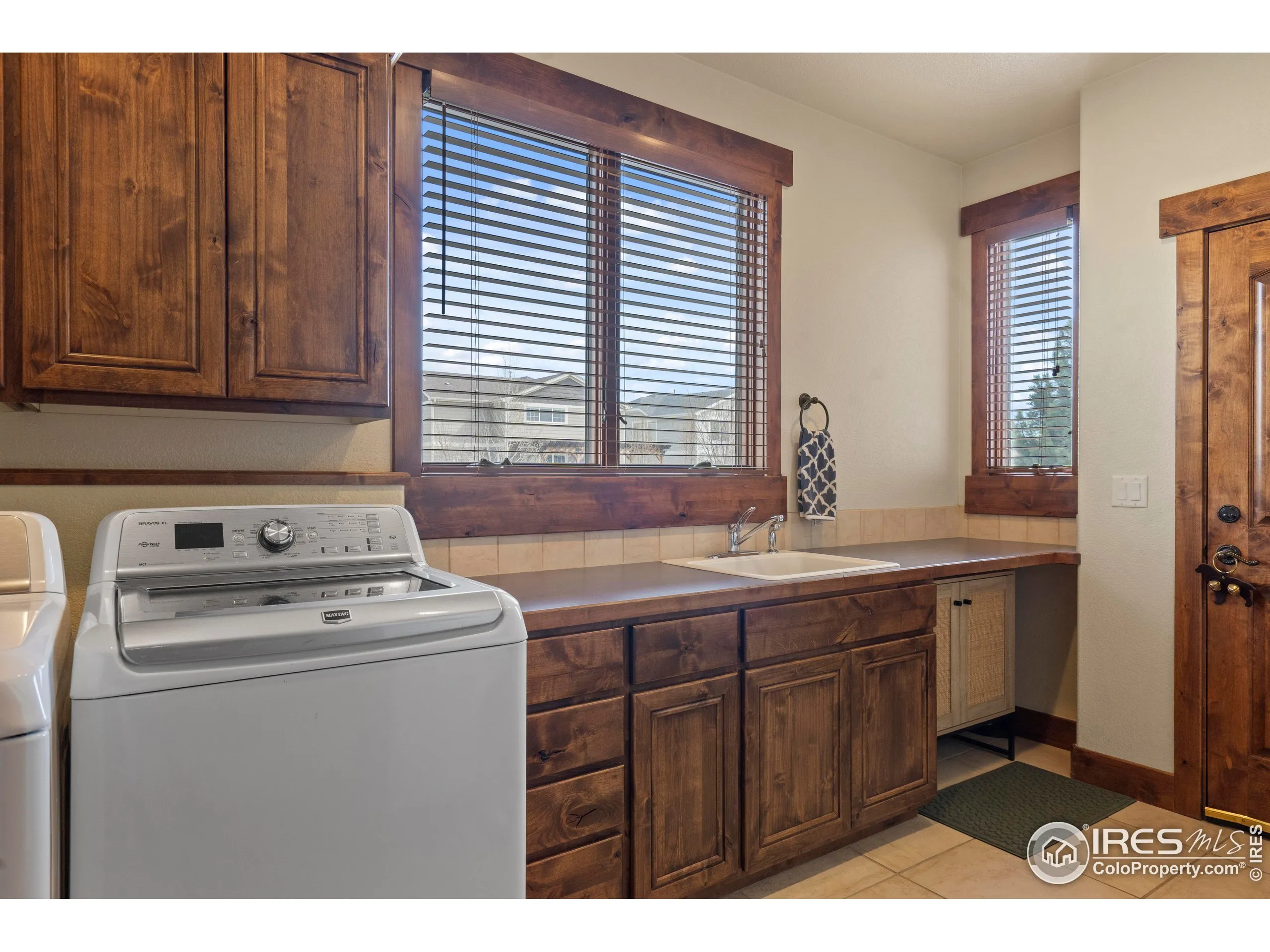 Windsor, Colorado 80550, United States, 6 Bedrooms Bedrooms, ,5 BathroomsBathrooms,Residential,Active,100747