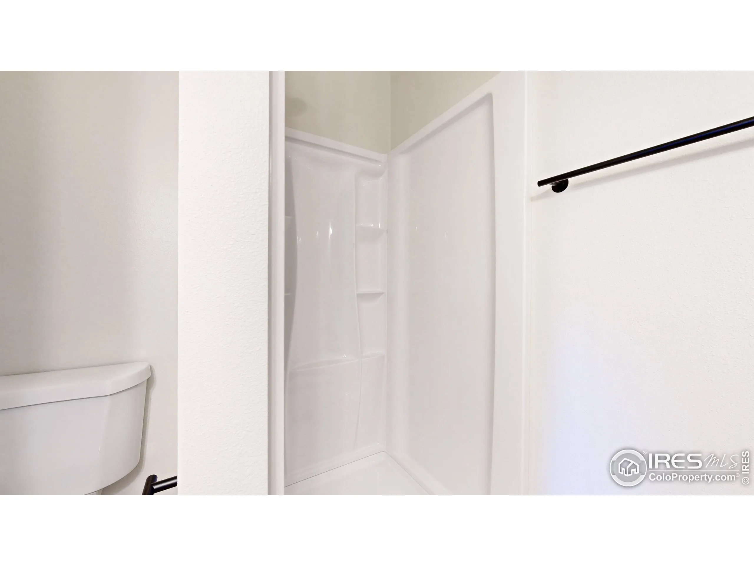 Fort Collins, Colorado 80525, United States, 4 Bedrooms Bedrooms, ,4 BathroomsBathrooms,Residential,Pending,109382