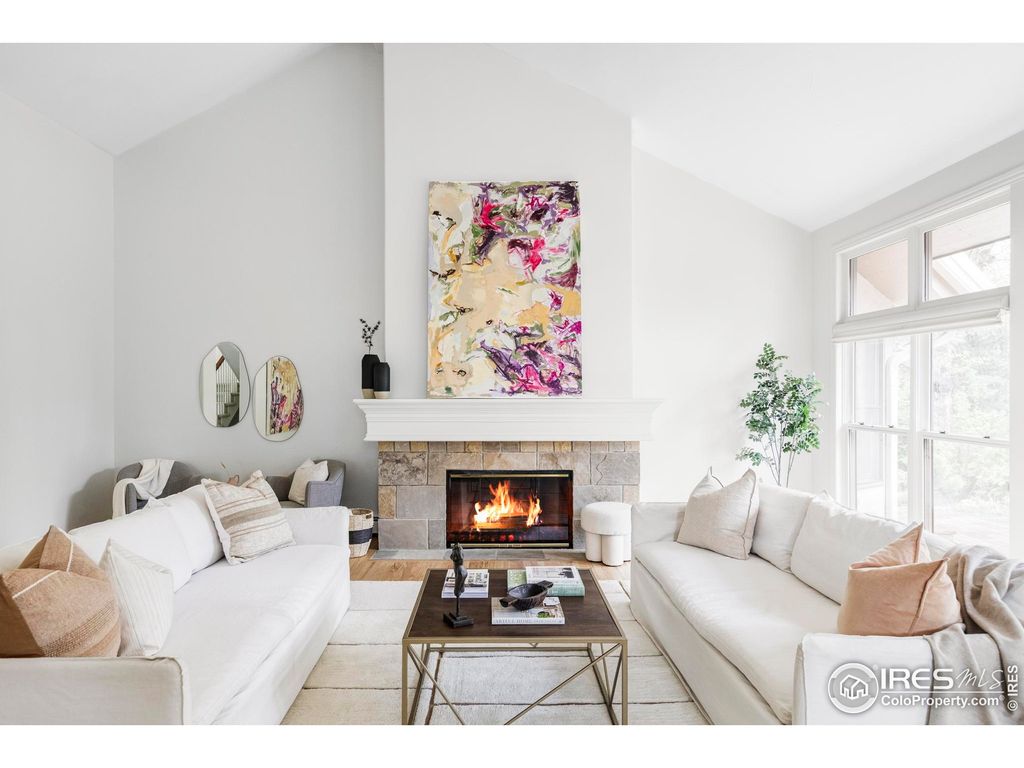 Photo of 910 Kalmia Ave, Boulder, CO 80304 (MLS # 1033810)