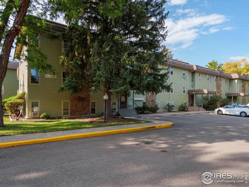Photo of 3335 Chisholm Trl 202, Boulder, CO 80301 (MLS # 1045085)