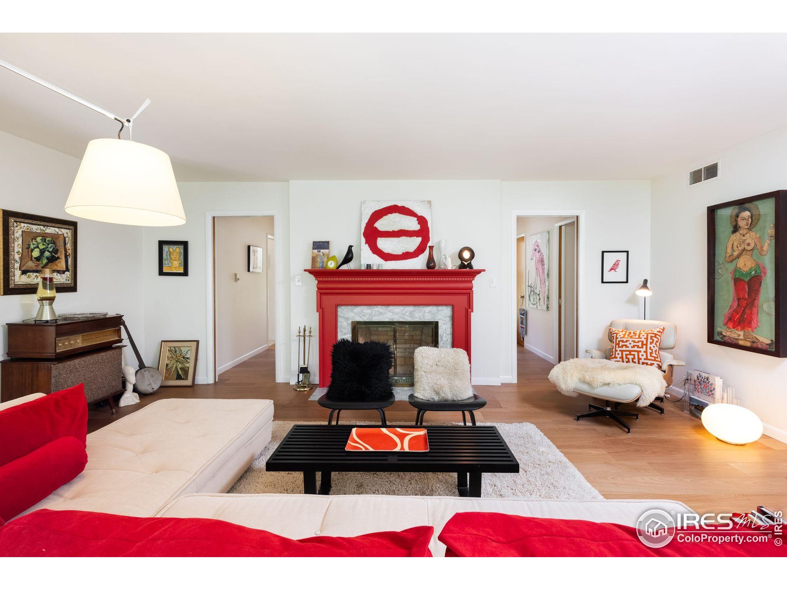 1035 Rosehill Dr