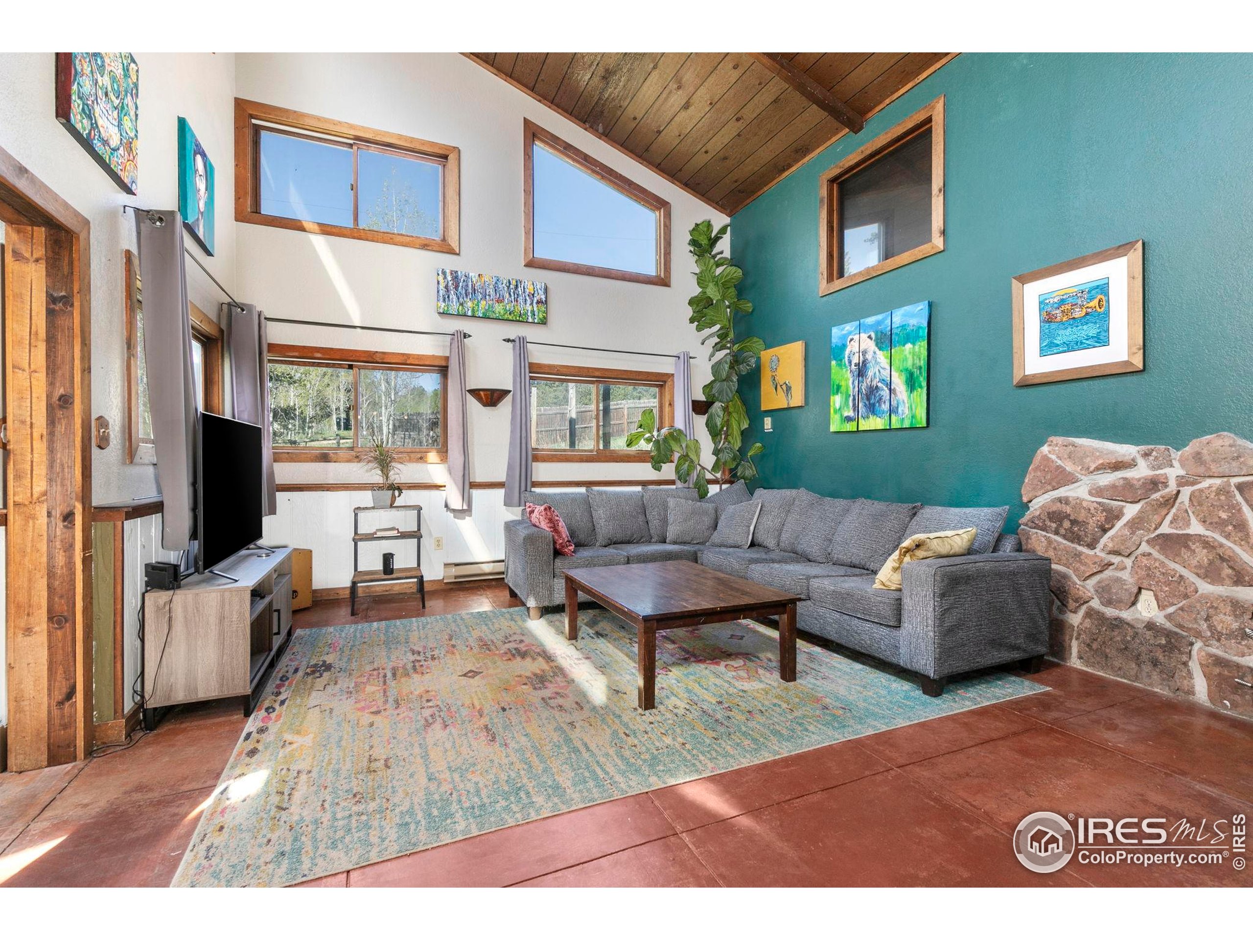 1824 Lazy Z Rd