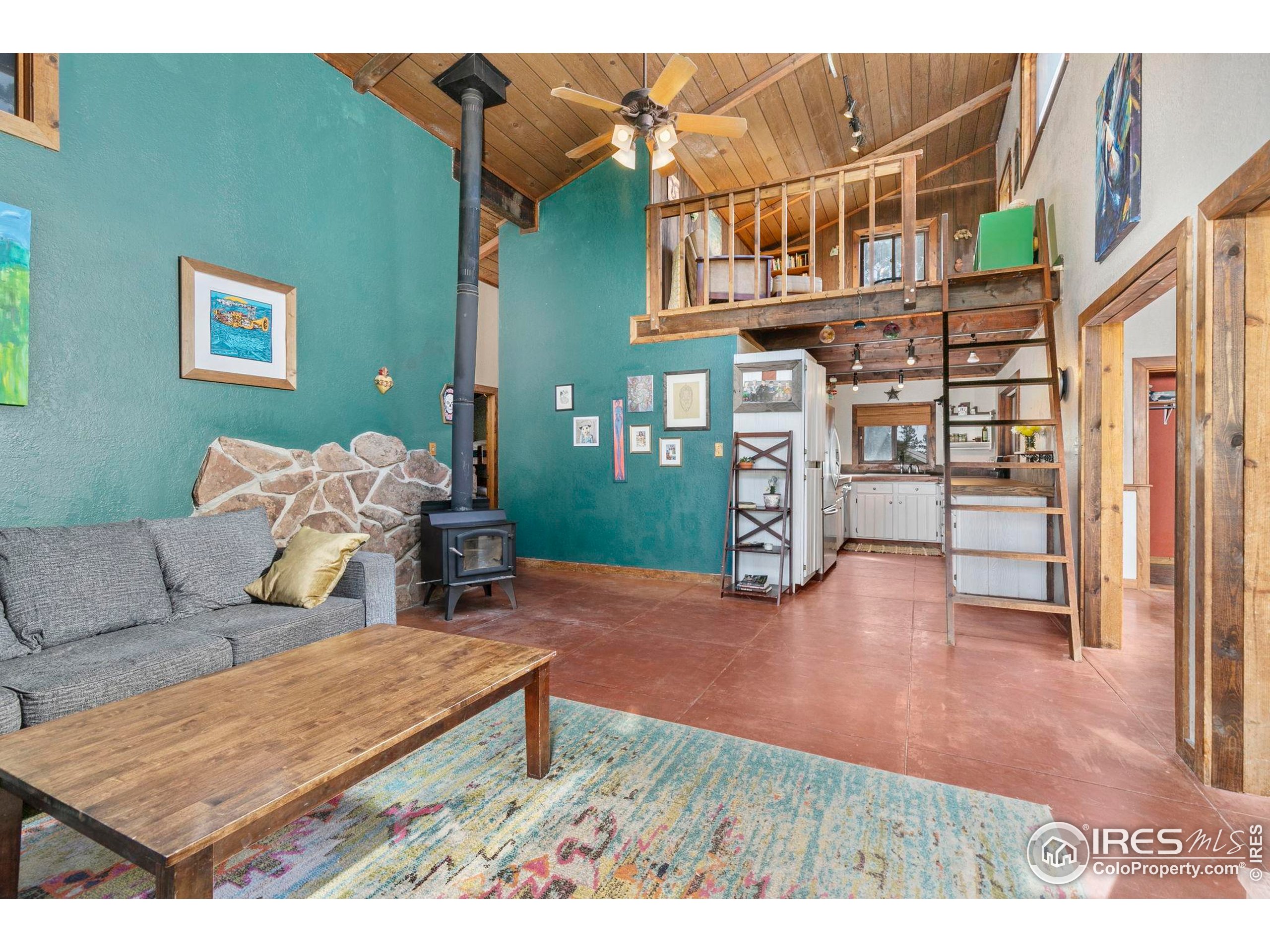 1824 Lazy Z Rd