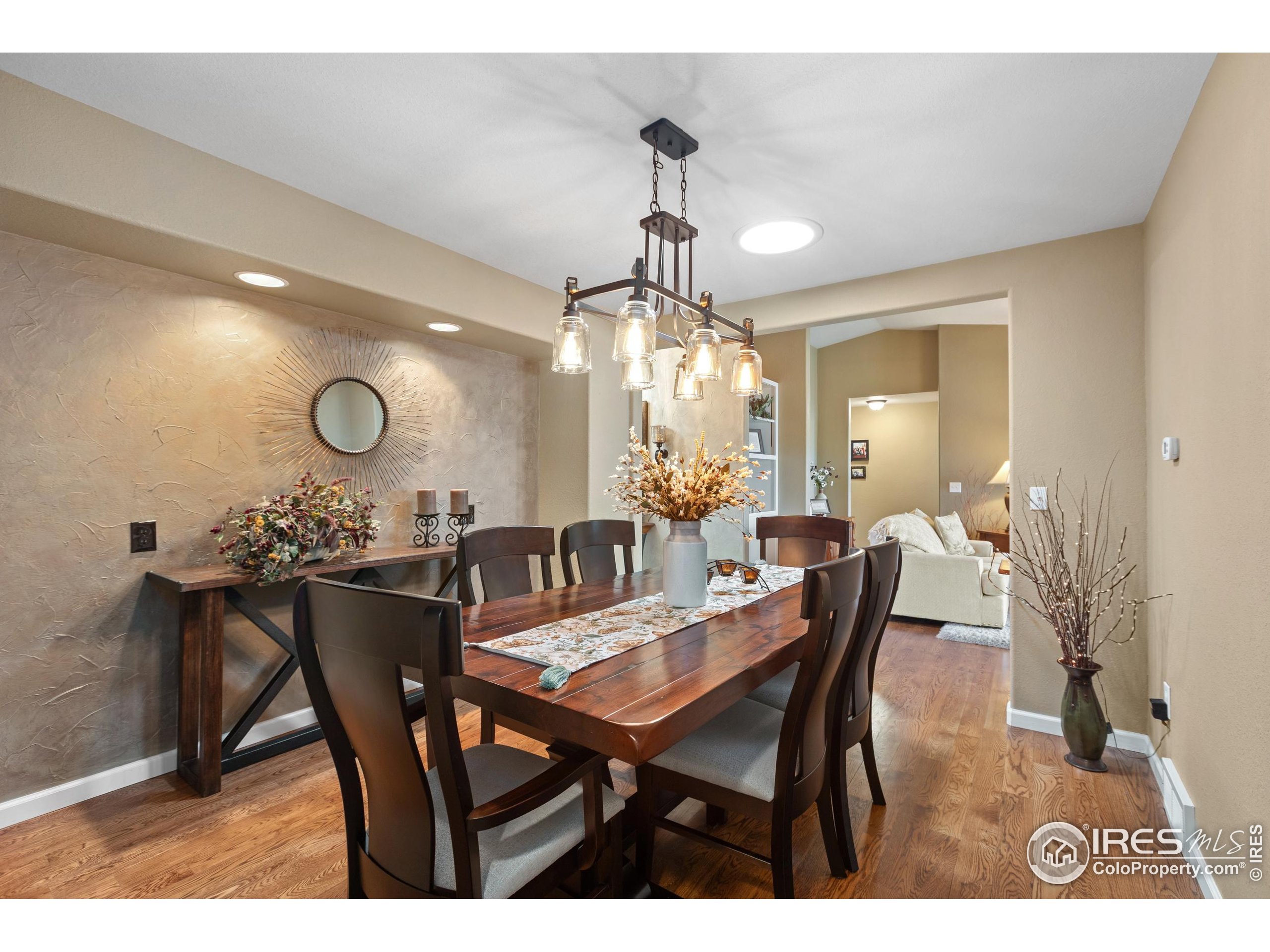 2601 McKenzie Dr