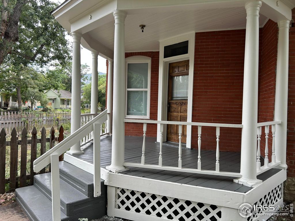 Photo of 1843 Grove St, Boulder, CO 80302 (MLS # 1046505)