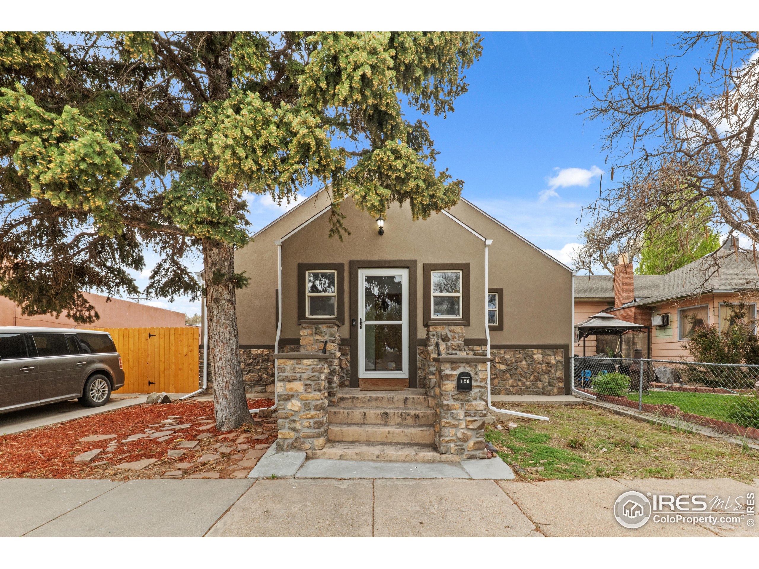 Listing image 1