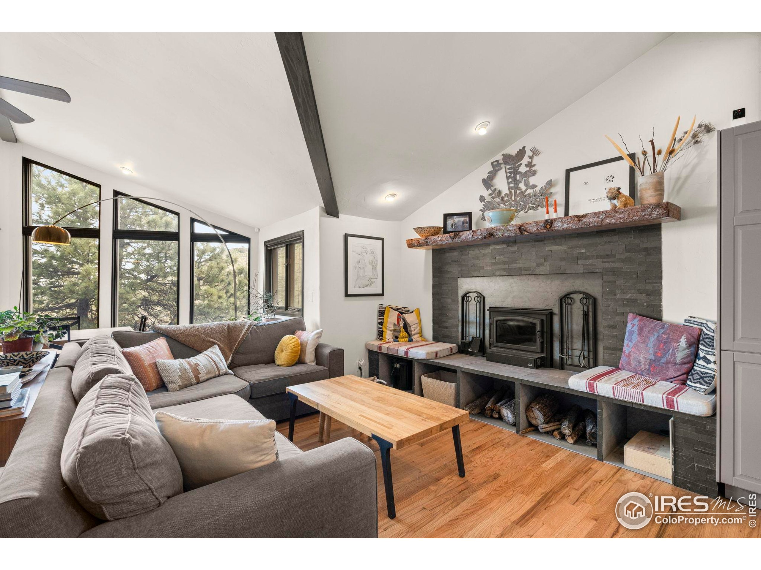 364 Jasper Dr