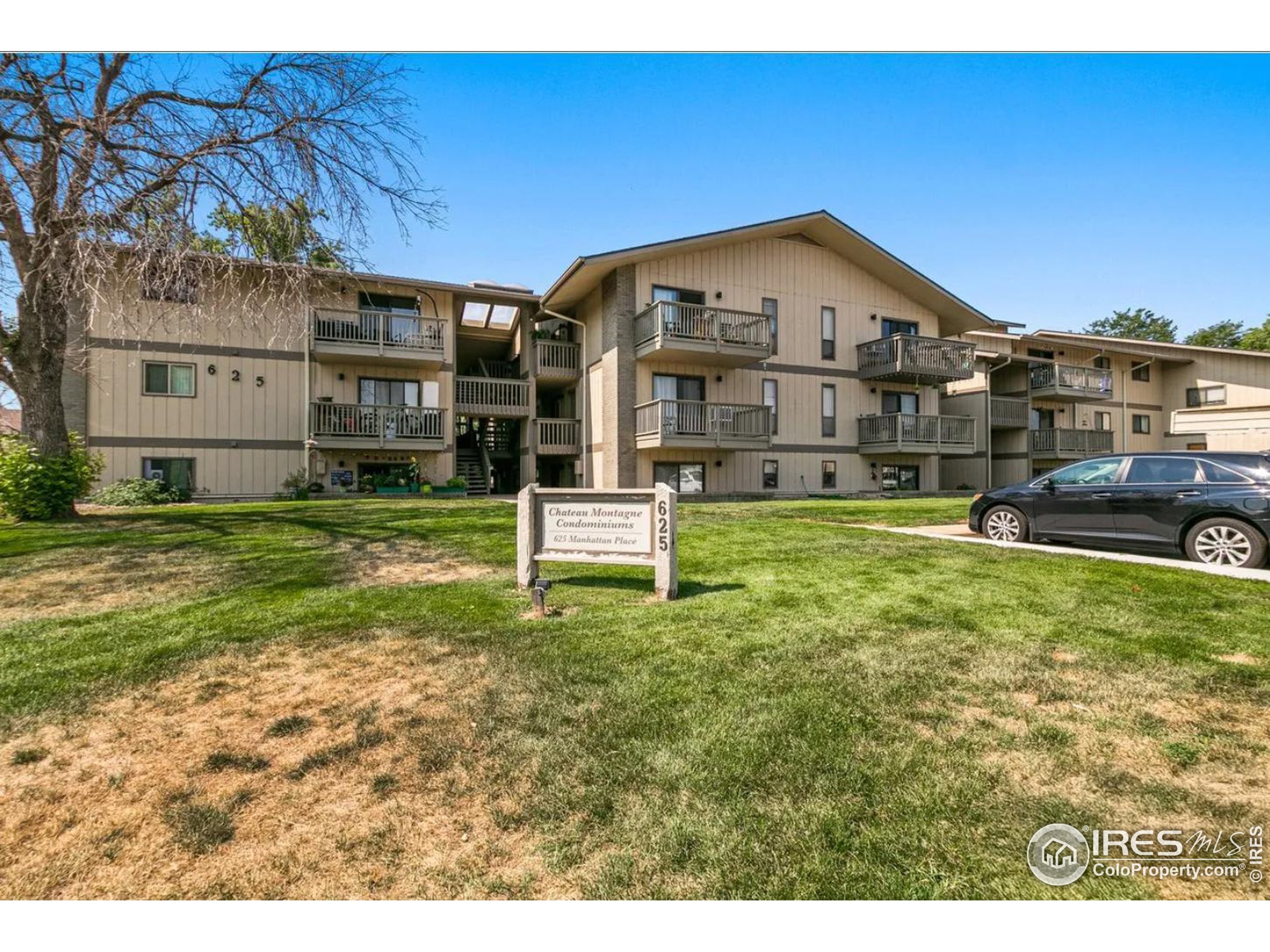 Photo 1 of 18 — 625 Manhattan Pl 308, Boulder, CO 80303