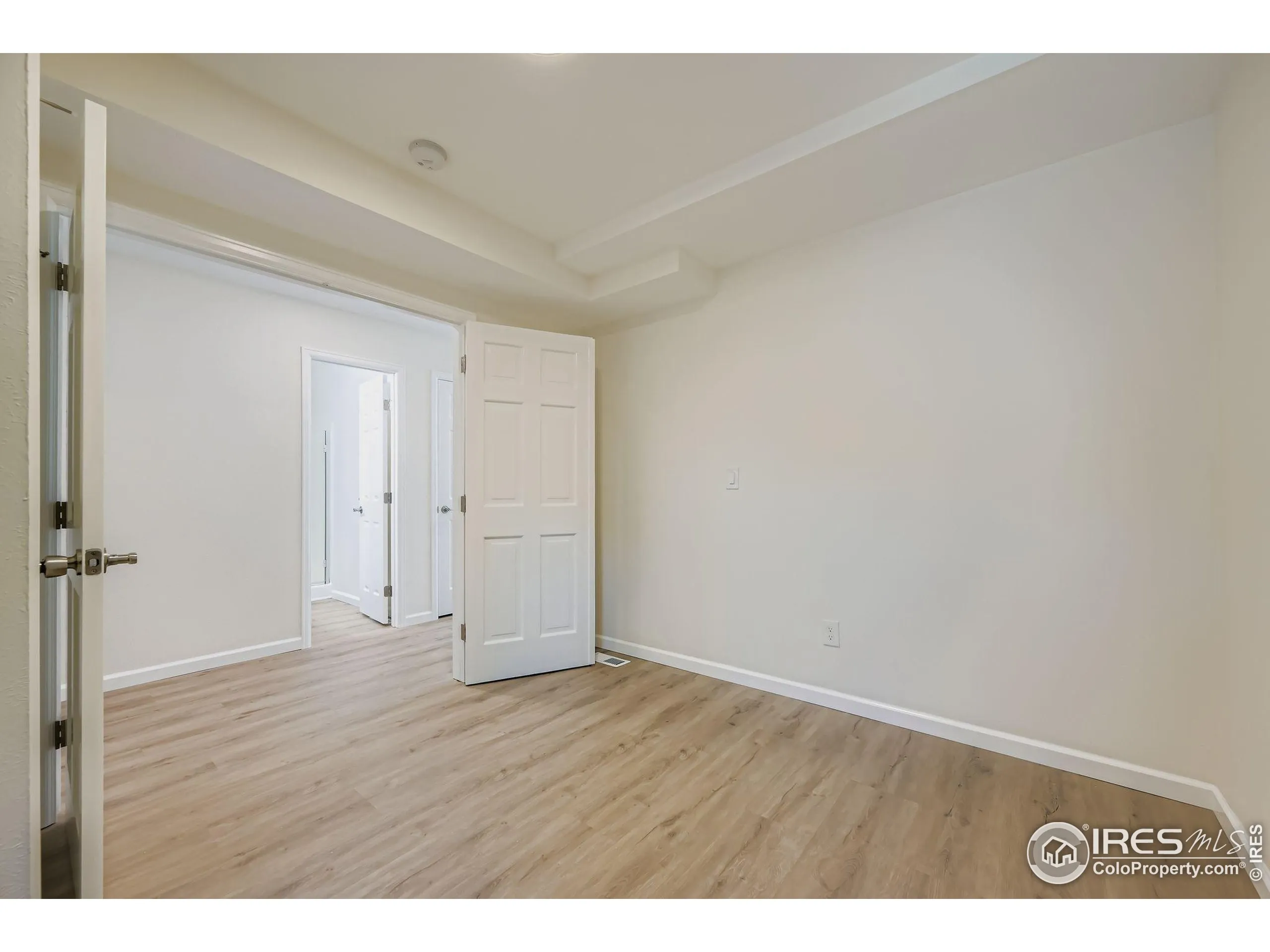 Boulder, Colorado 80301, United States, 4 Bedrooms Bedrooms, ,3 BathroomsBathrooms,Residential,Active,215740