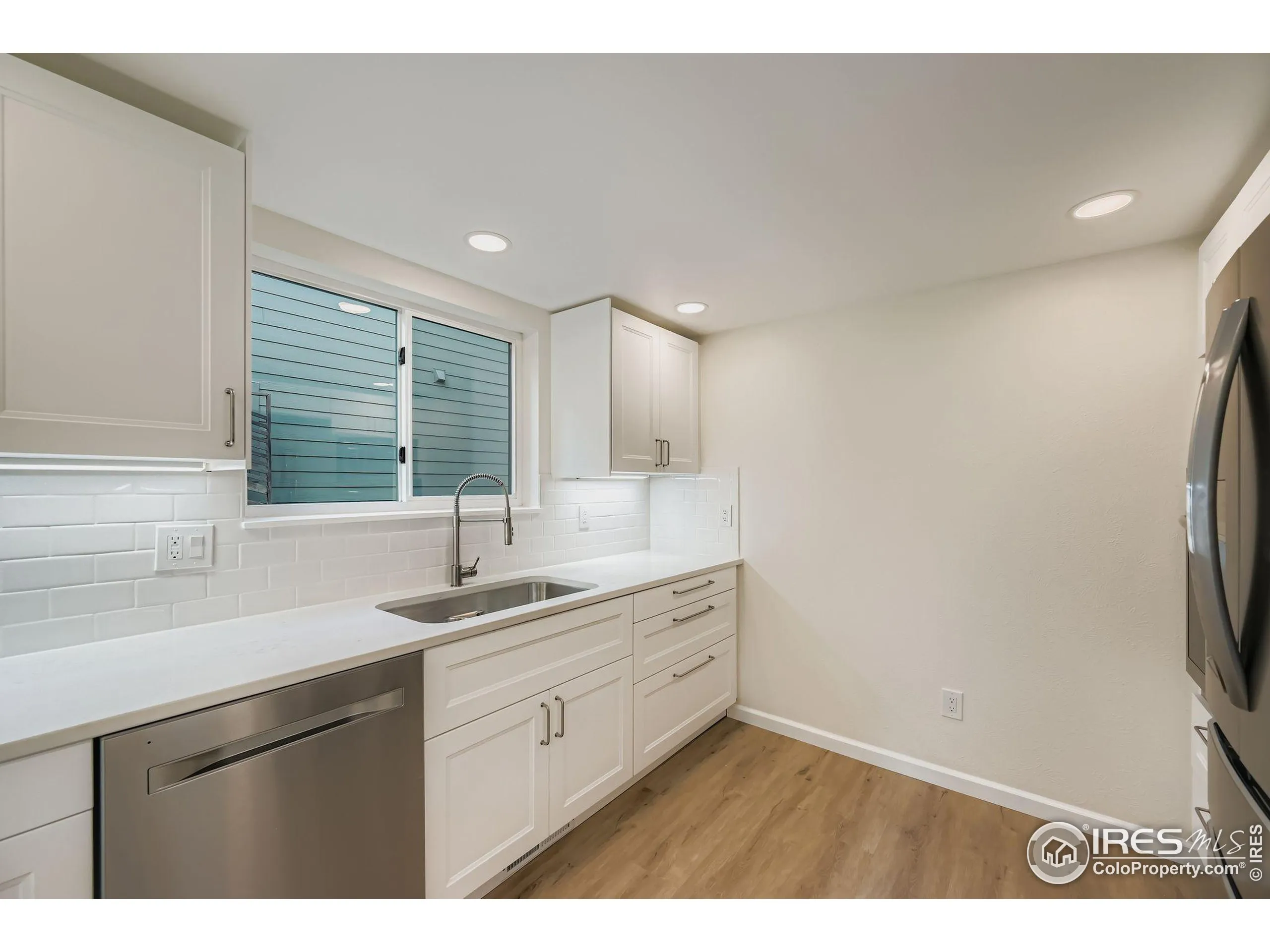 Boulder, Colorado 80301, United States, 4 Bedrooms Bedrooms, ,3 BathroomsBathrooms,Residential,Active,215740