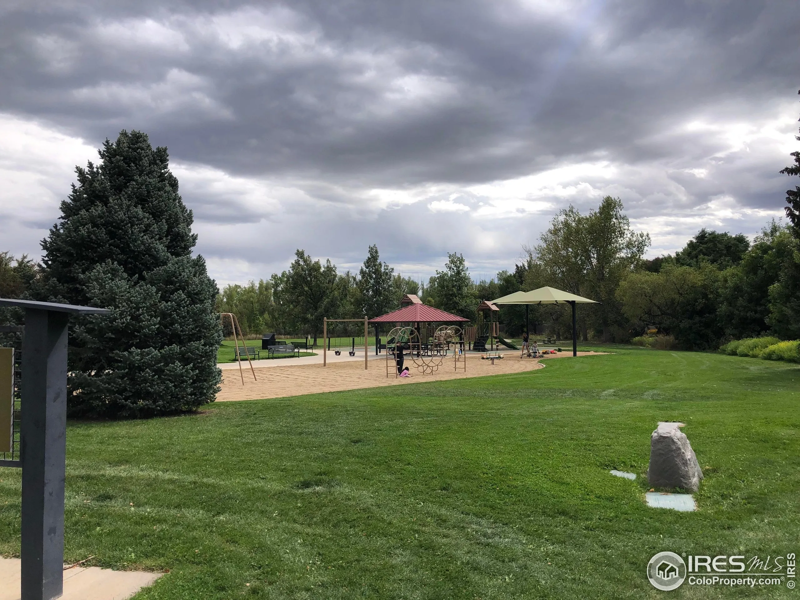 Boulder, Colorado 80301, United States, 4 Bedrooms Bedrooms, ,3 BathroomsBathrooms,Residential,Active,215740