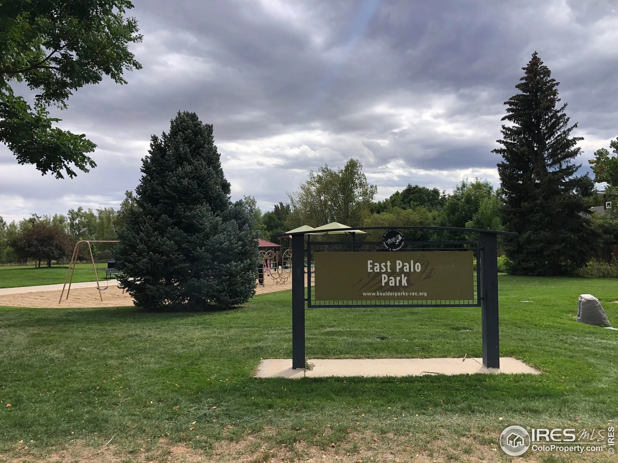 Boulder, Colorado 80301, United States, 4 Bedrooms Bedrooms, ,3 BathroomsBathrooms,Residential,Active,215740