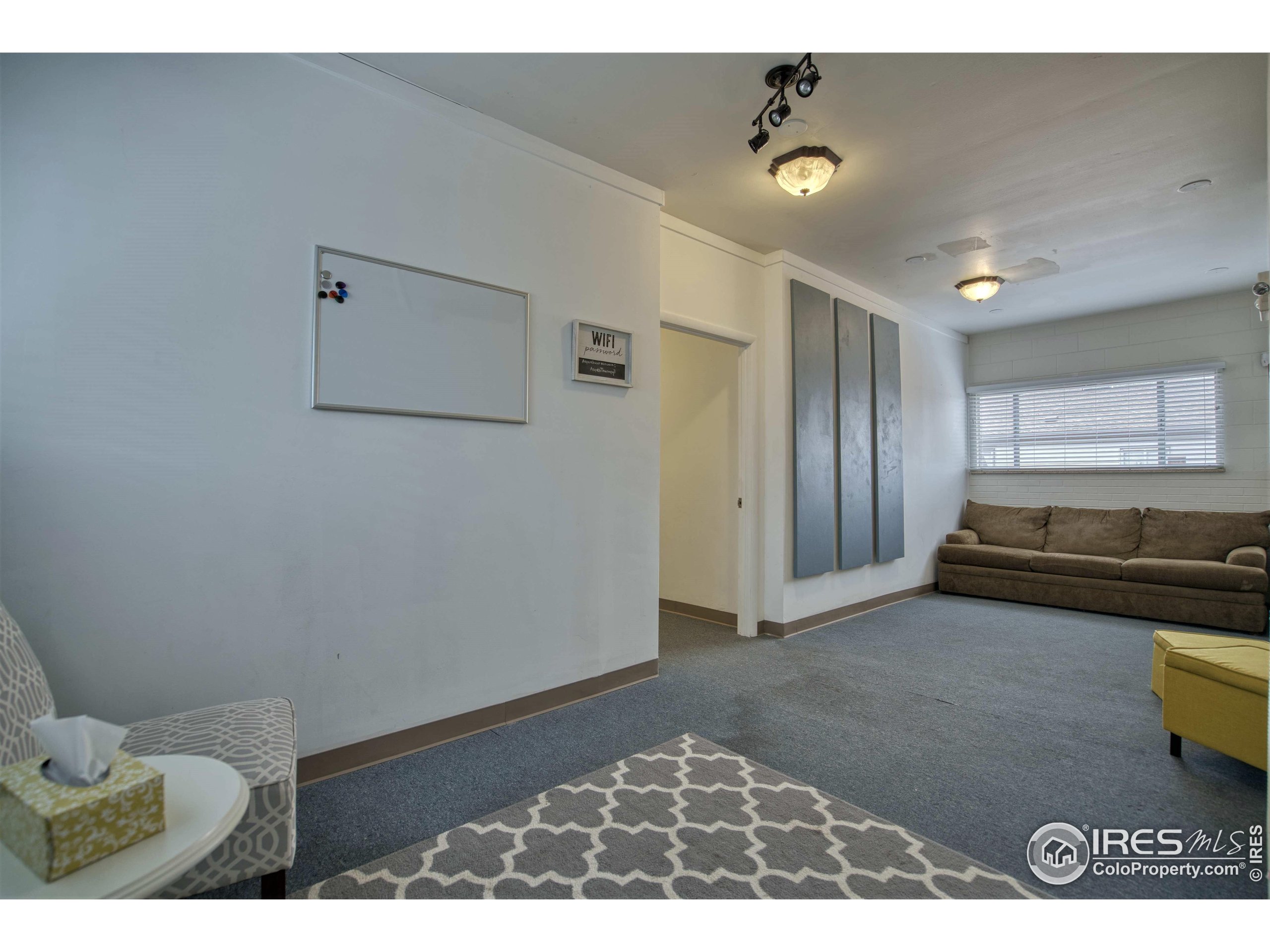 217 4th St