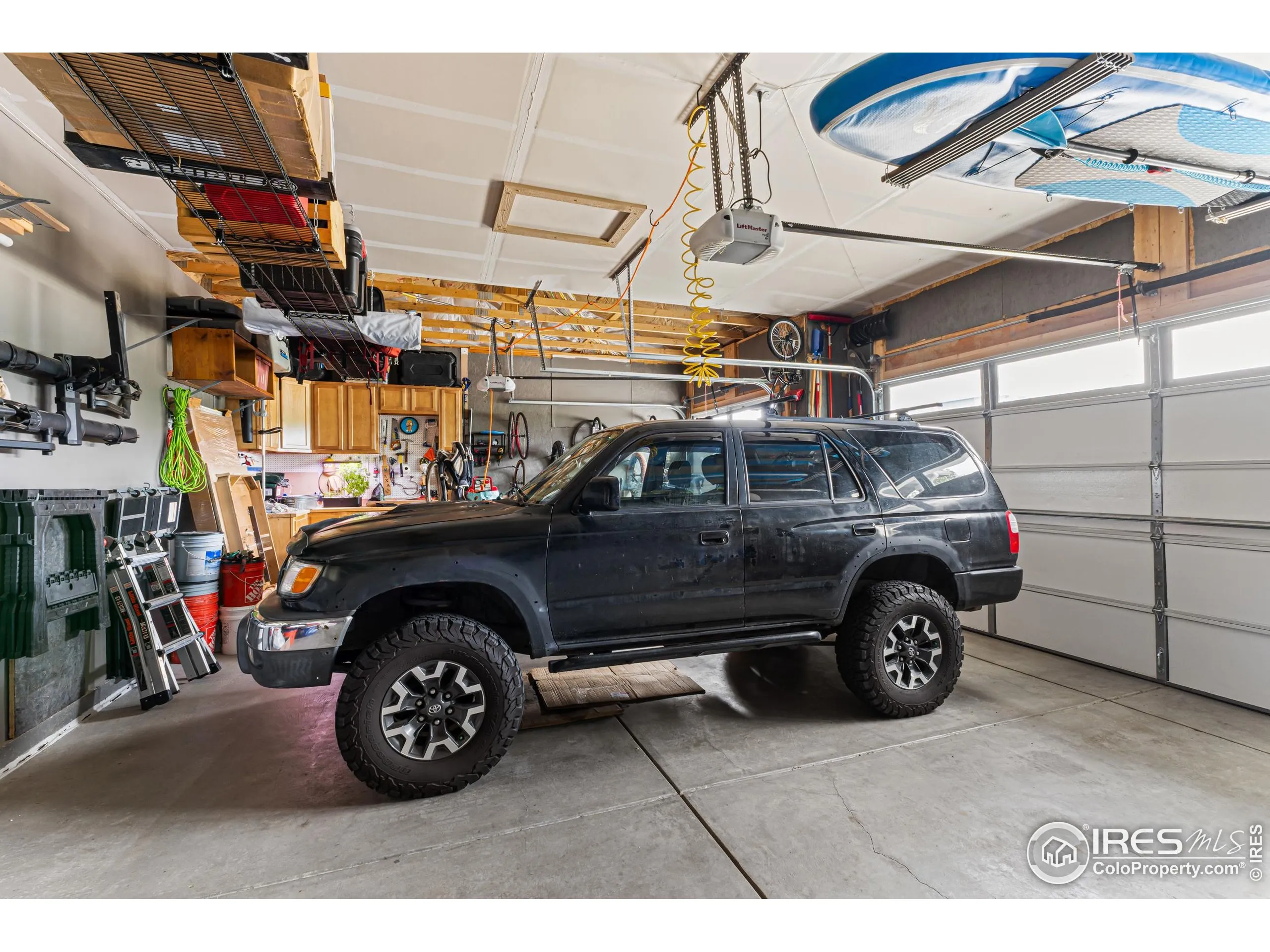 Berthoud, Colorado 80513, United States, 5 Bedrooms Bedrooms, ,3 BathroomsBathrooms,Residential,Active,174063