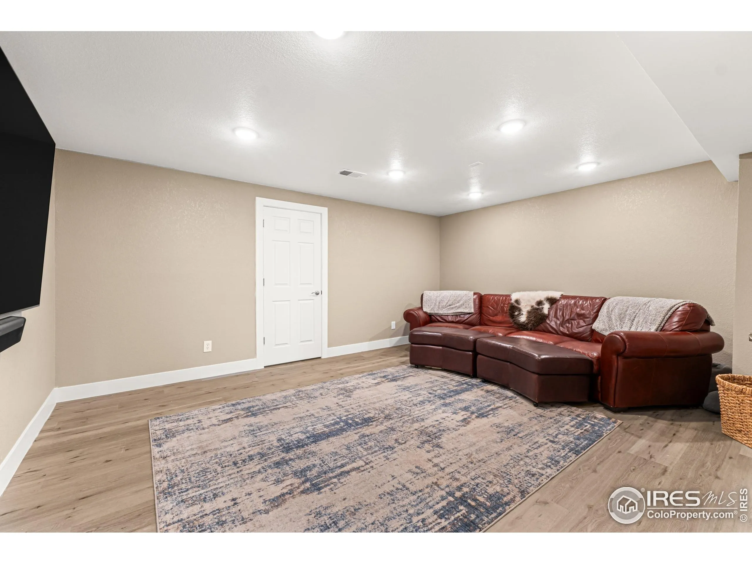 Berthoud, Colorado 80513, United States, 5 Bedrooms Bedrooms, ,3 BathroomsBathrooms,Residential,Active,174063