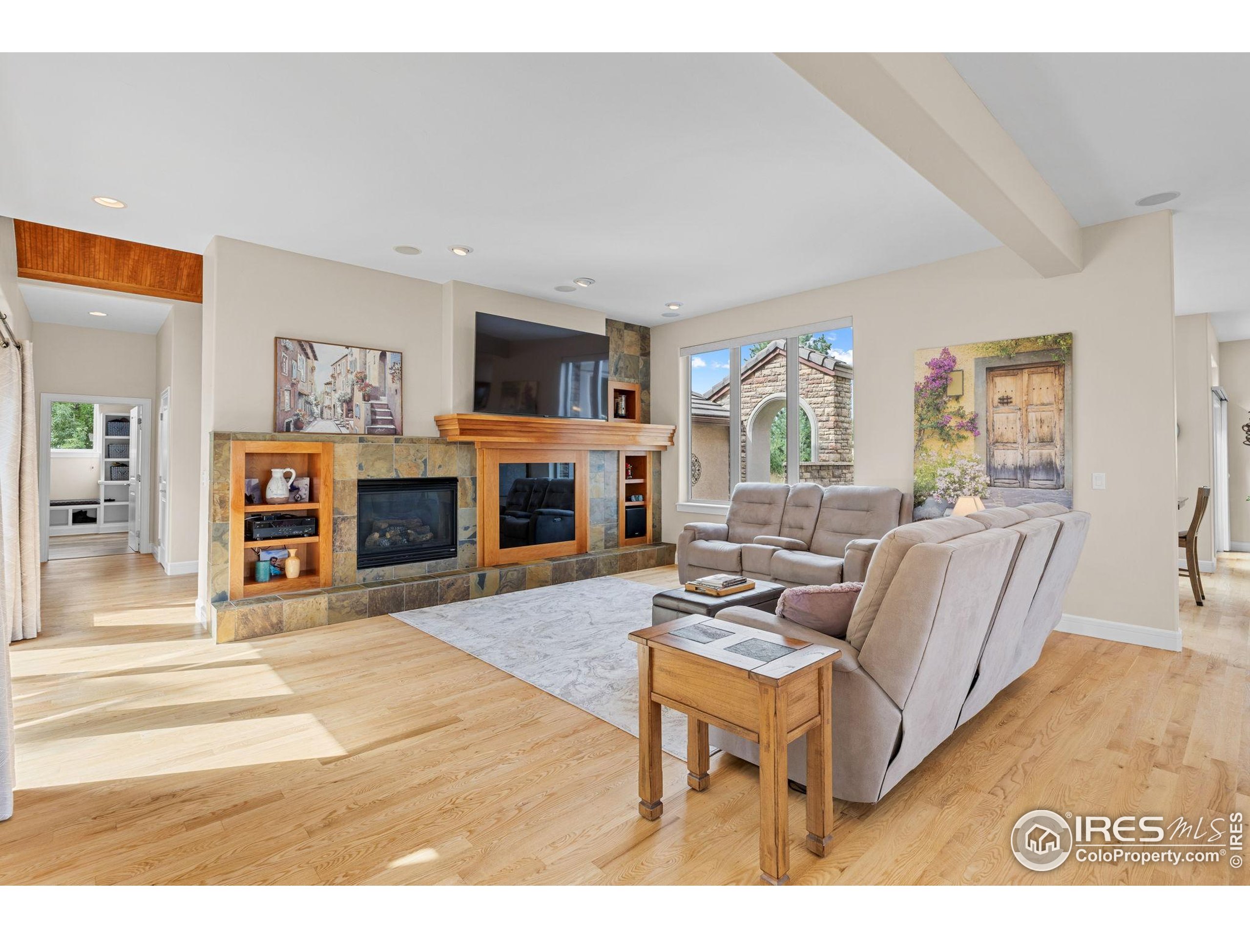 8584 Summerlin Pl