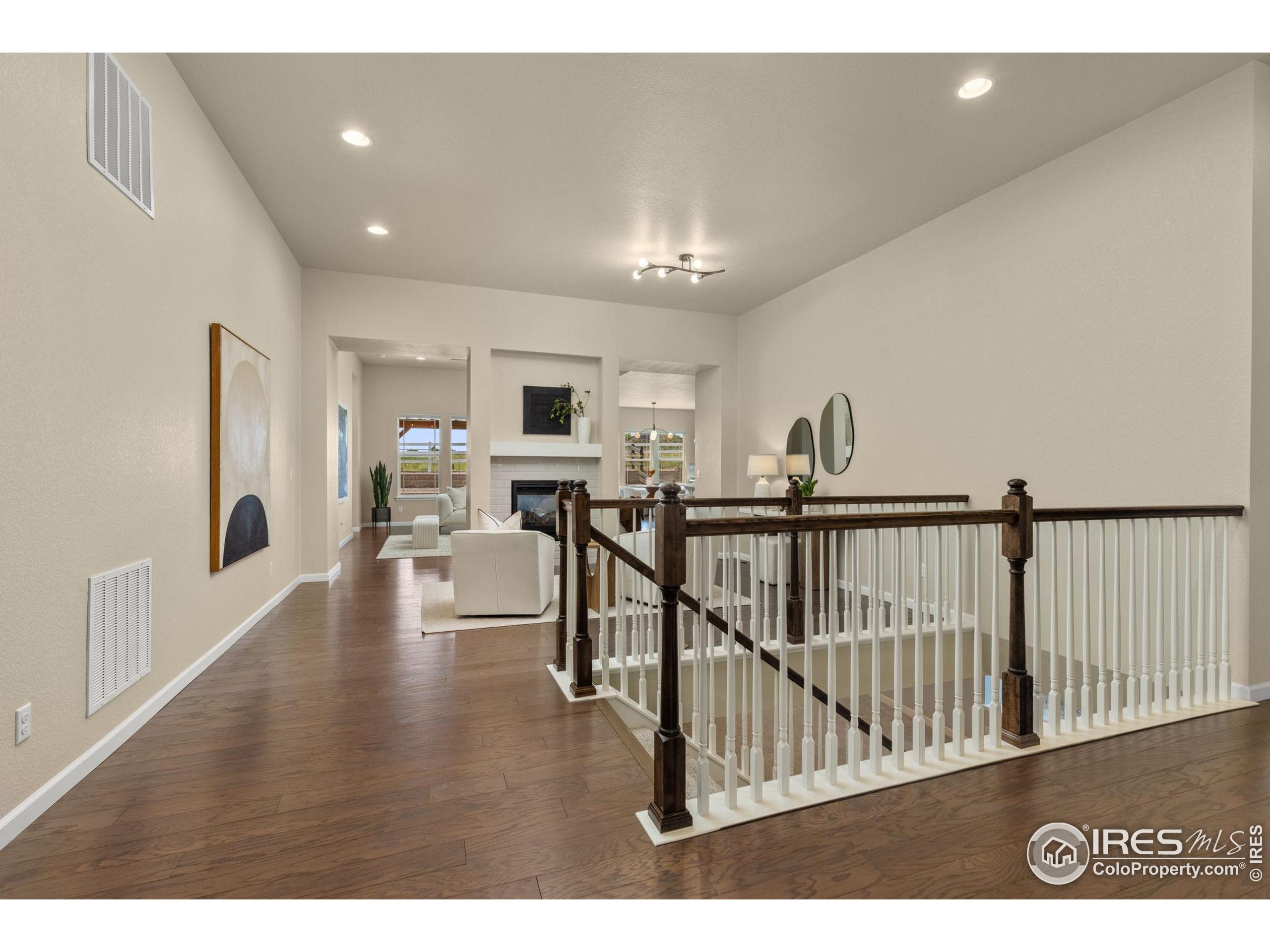 979 Stagecoach Dr