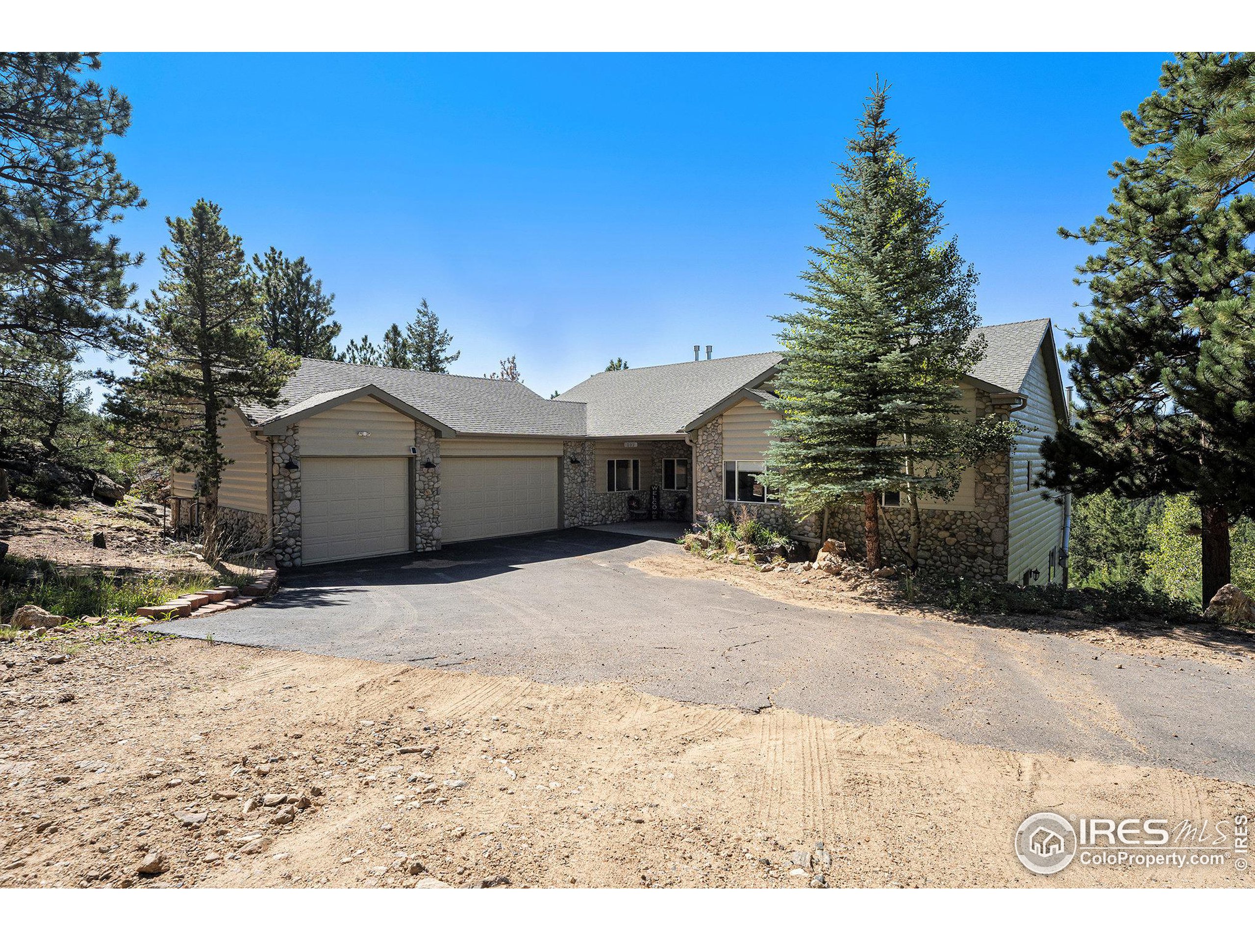 292 Aspen Ln