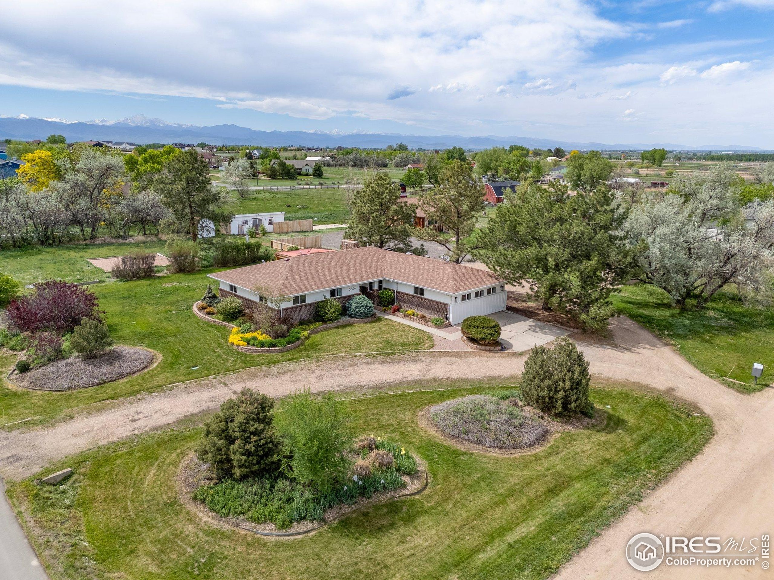 5557 Aspen Ave