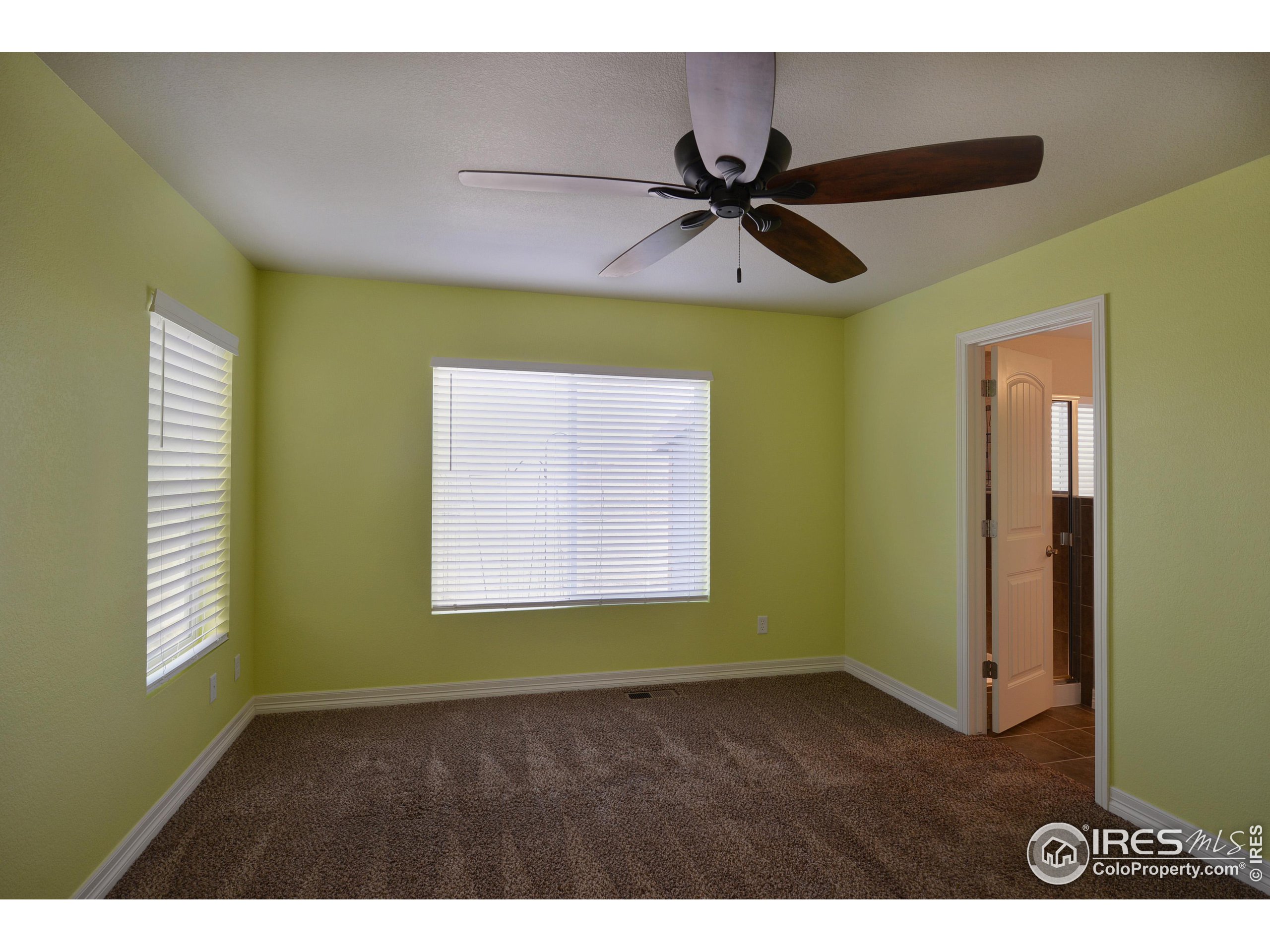 Photo 14 of 40 of 3431 Oberon Dr house