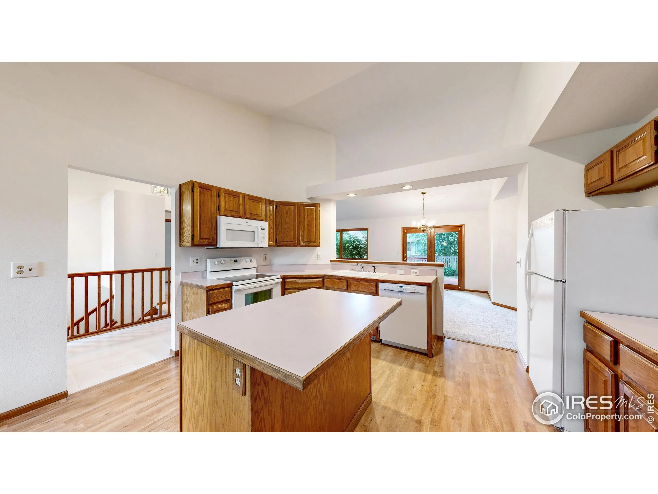 Fort Collins, Colorado 80525, United States, 4 Bedrooms Bedrooms, ,3 BathroomsBathrooms,Residential,Coming Soon,176025