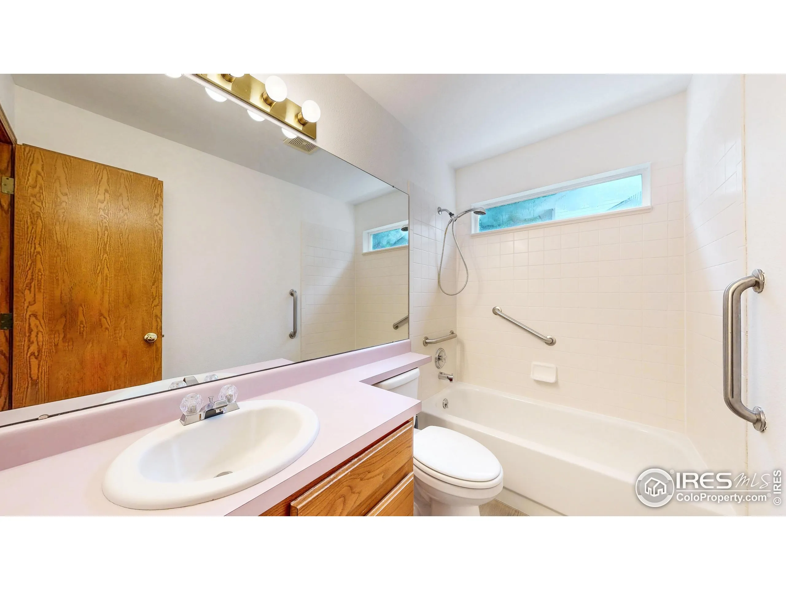 Fort Collins, Colorado 80525, United States, 4 Bedrooms Bedrooms, ,3 BathroomsBathrooms,Residential,Coming Soon,176025