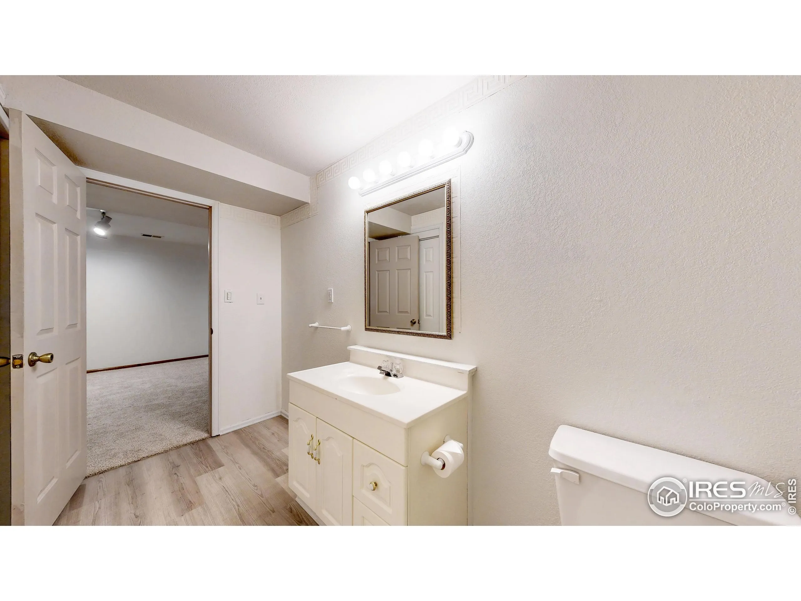 Fort Collins, Colorado 80525, United States, 4 Bedrooms Bedrooms, ,3 BathroomsBathrooms,Residential,Coming Soon,176025