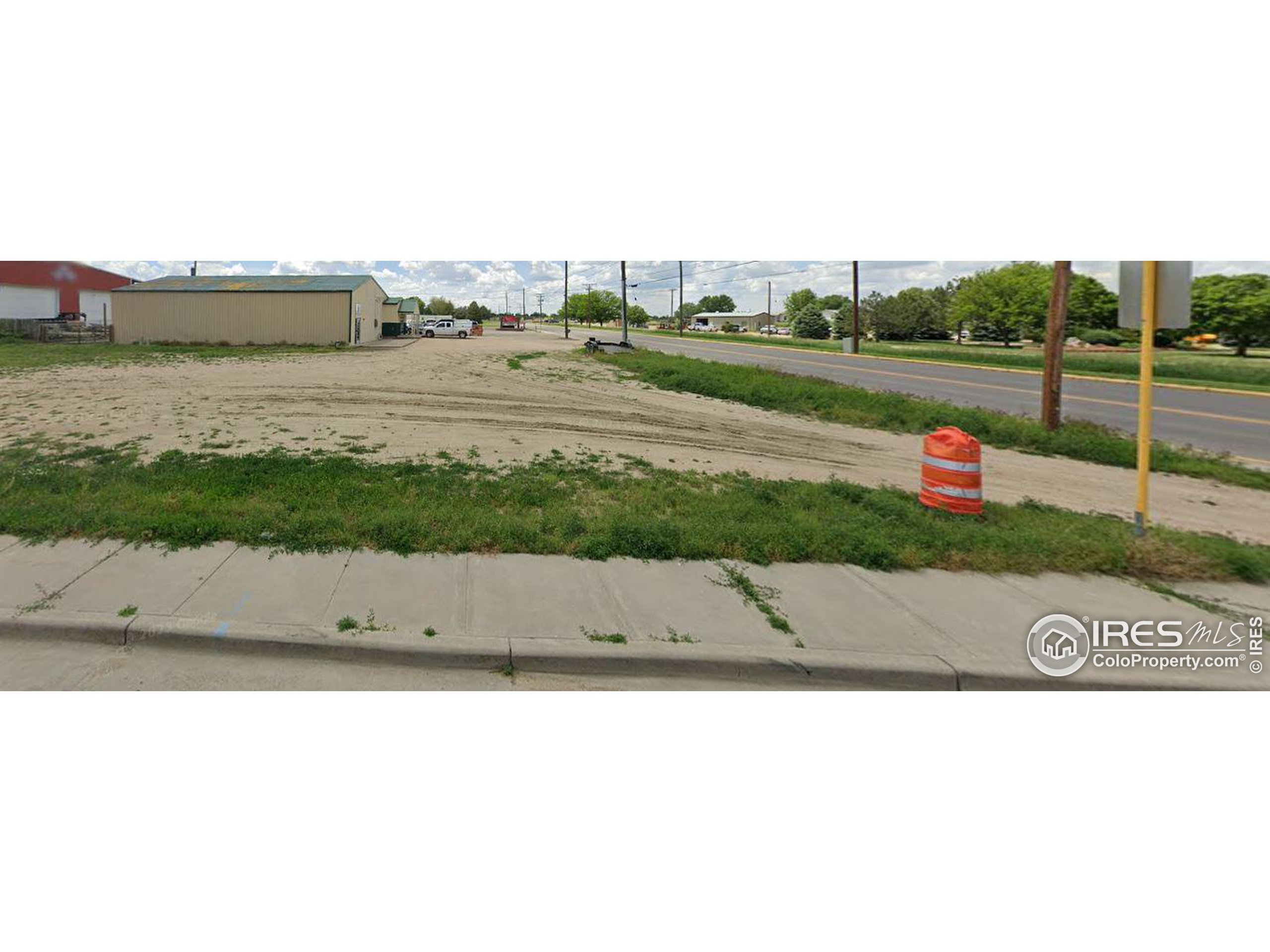Photo 1 of 4 — Daniels St 11, Brush, CO 80723