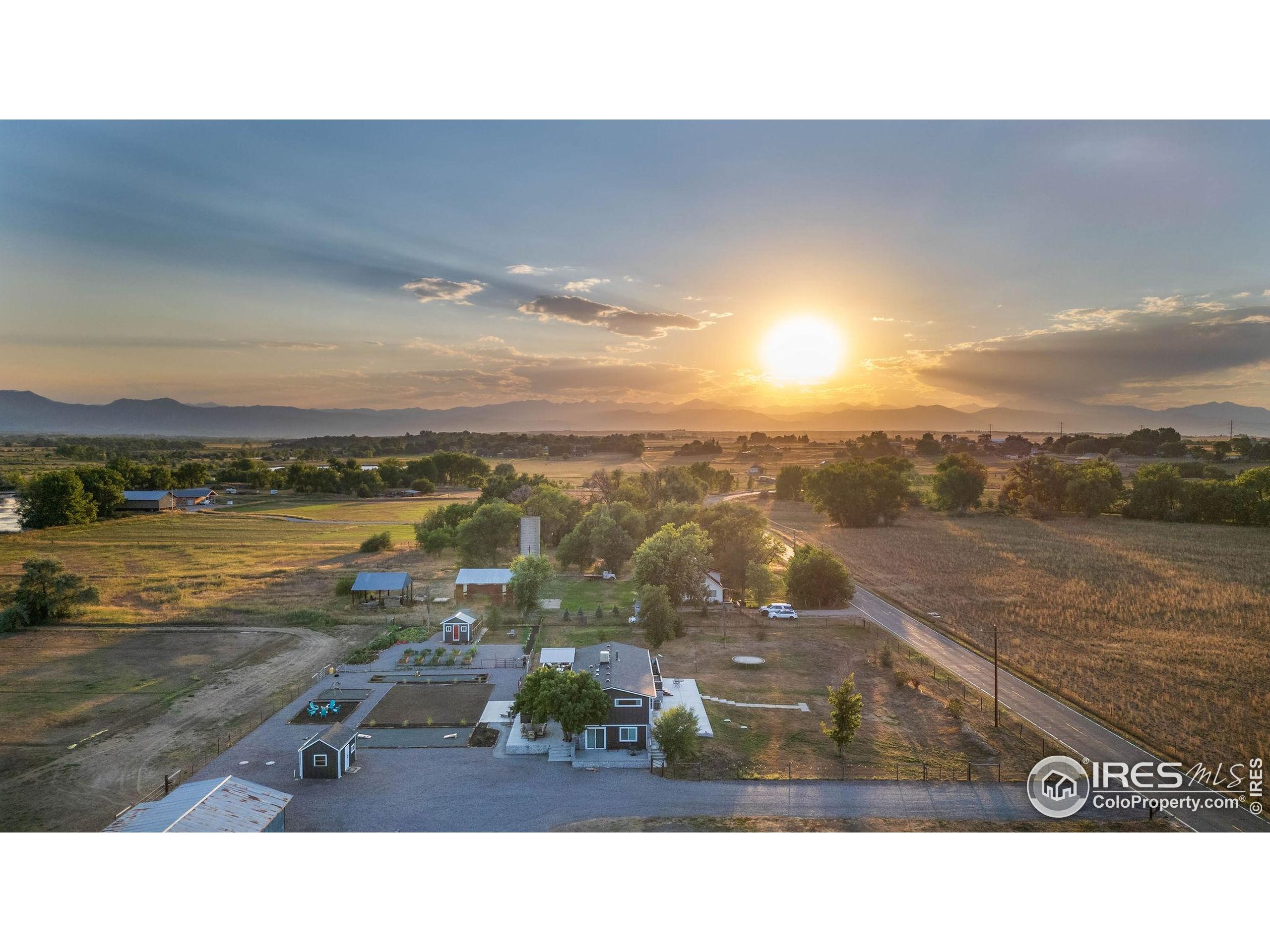 11724 Kenosha Rd