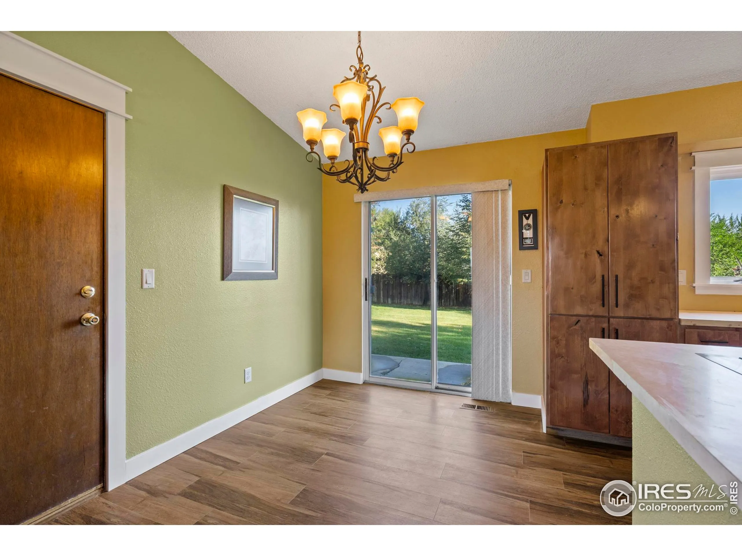 Loveland, Colorado 80537, United States, 3 Bedrooms Bedrooms, ,2 BathroomsBathrooms,Residential,Pending,216880