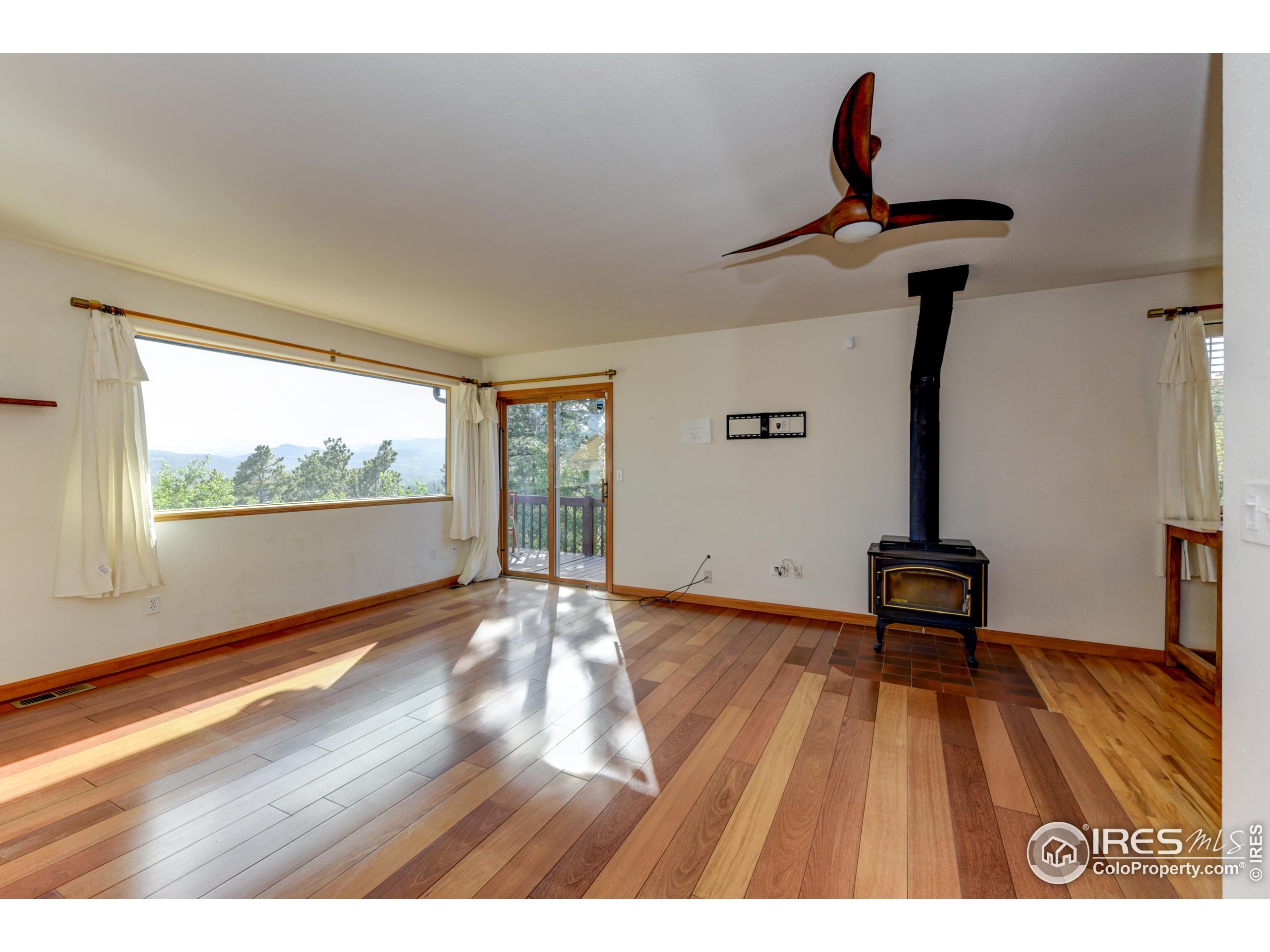1730 Coyote Cir