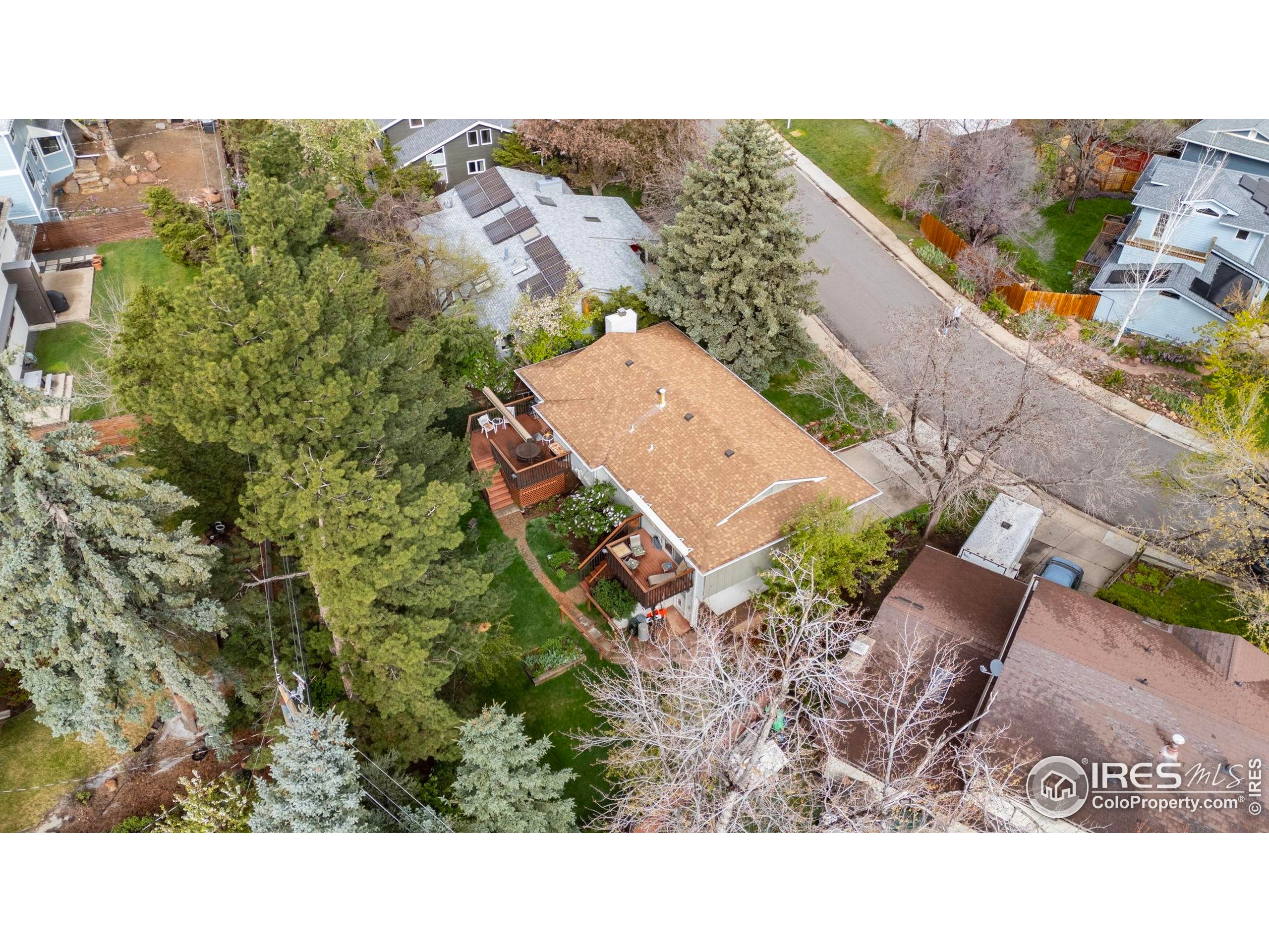 1560 Findlay Way