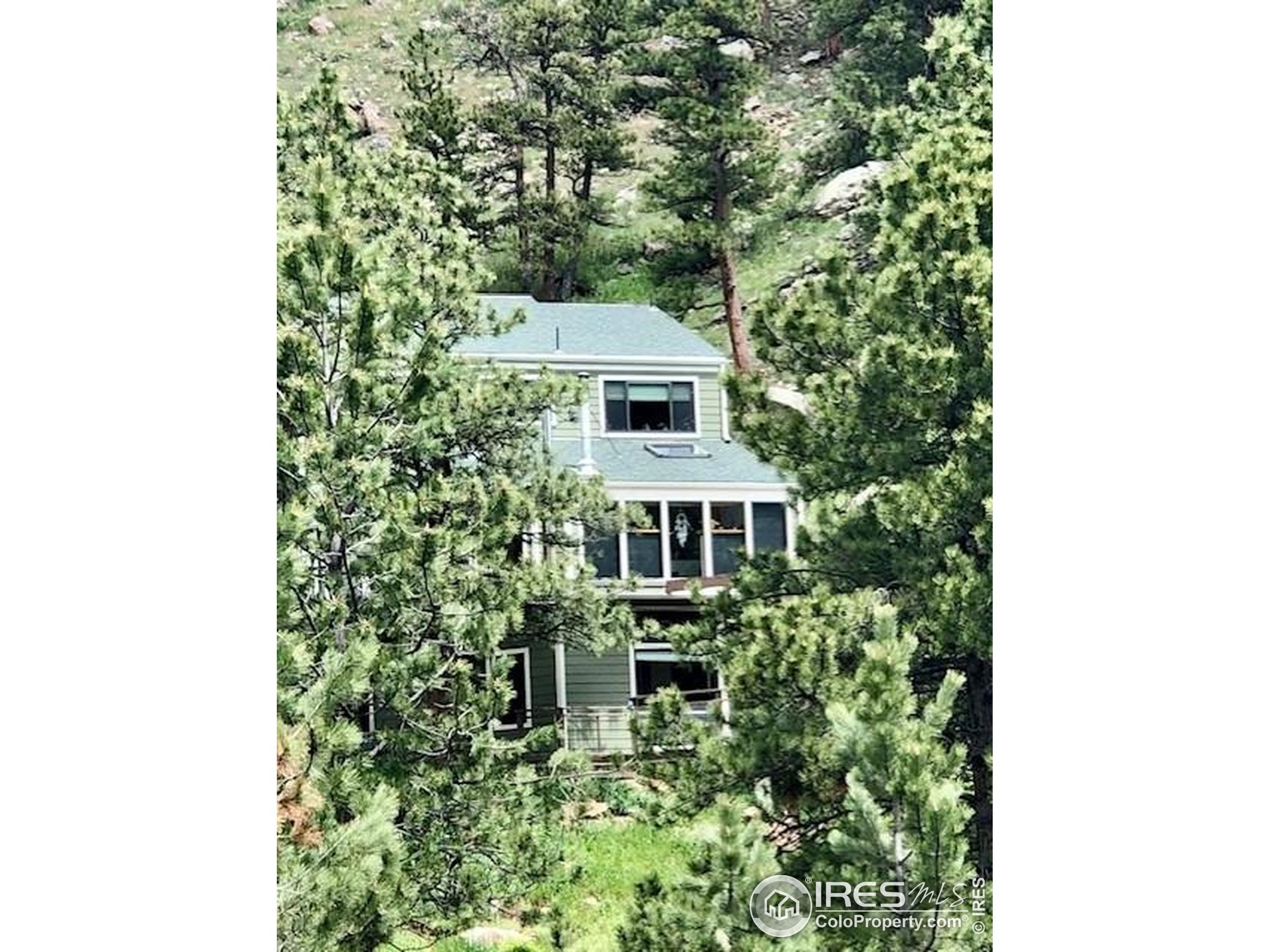 160 Valley Ln