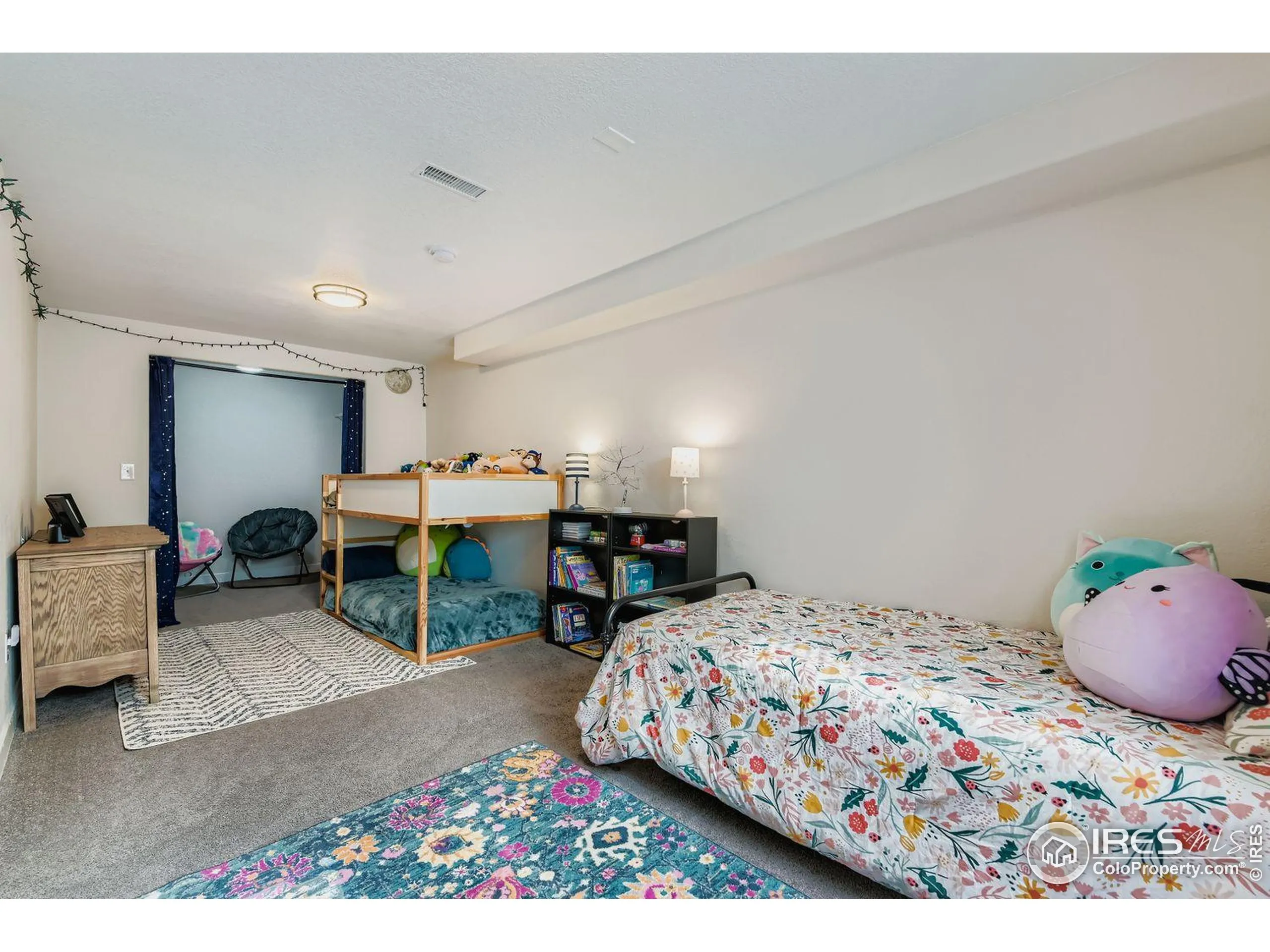 Lochbuie, Colorado 80603, United States, 6 Bedrooms Bedrooms, ,3 BathroomsBathrooms,Residential,Pending,229311