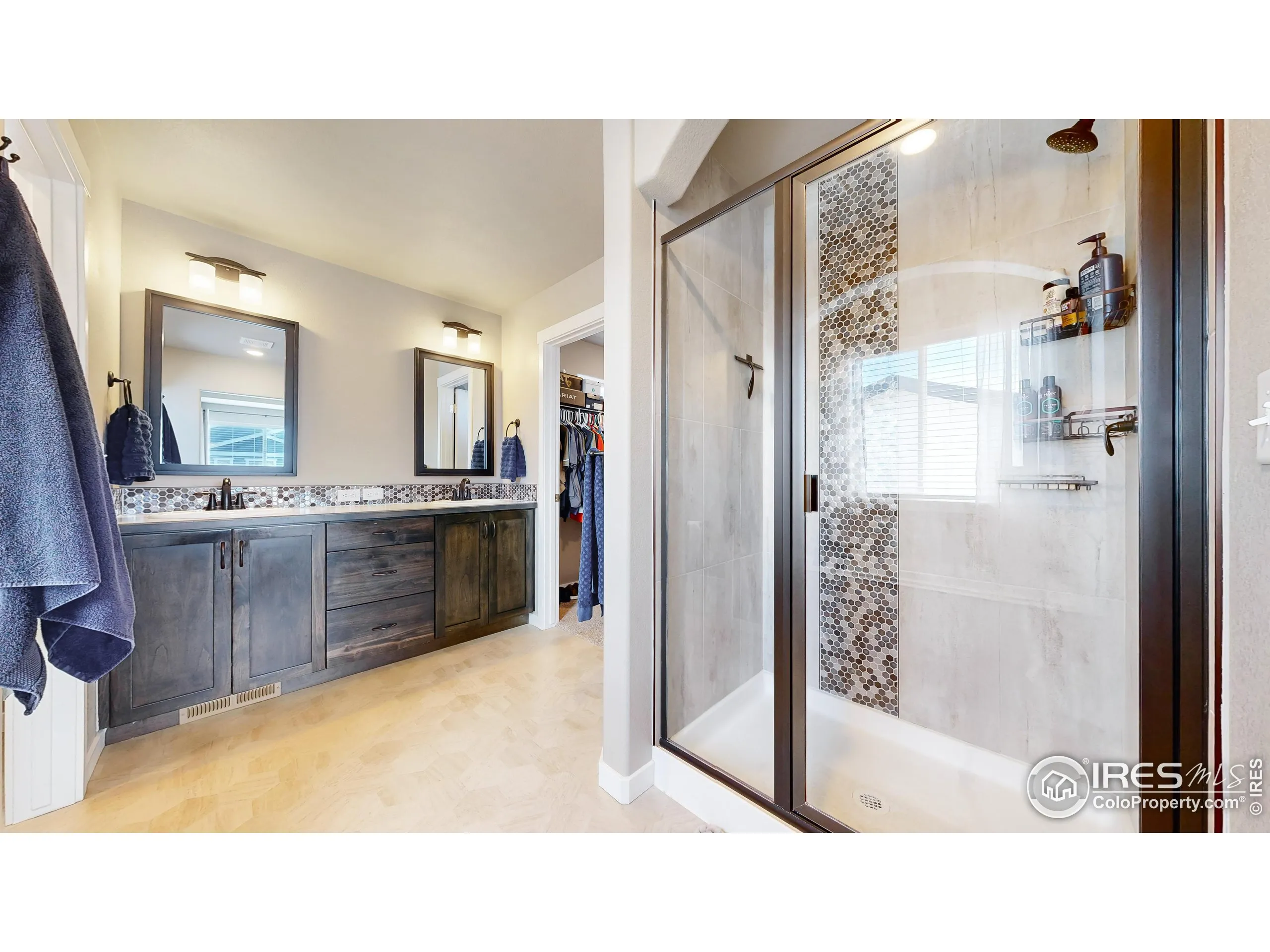 Berthoud, Colorado 80513, United States, 4 Bedrooms Bedrooms, ,3 BathroomsBathrooms,Residential,Active,9591