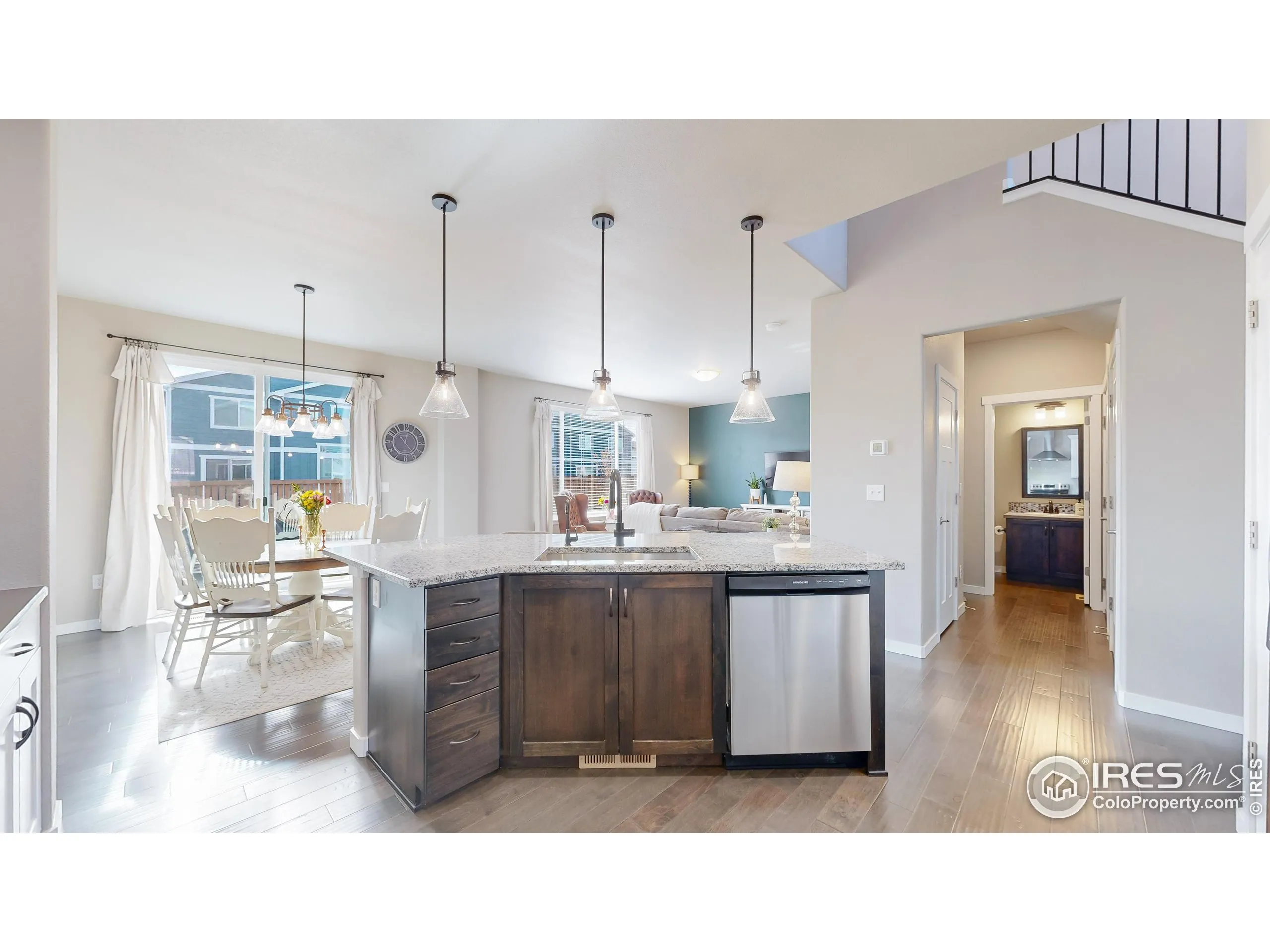 Berthoud, Colorado 80513, United States, 4 Bedrooms Bedrooms, ,3 BathroomsBathrooms,Residential,Active,9591