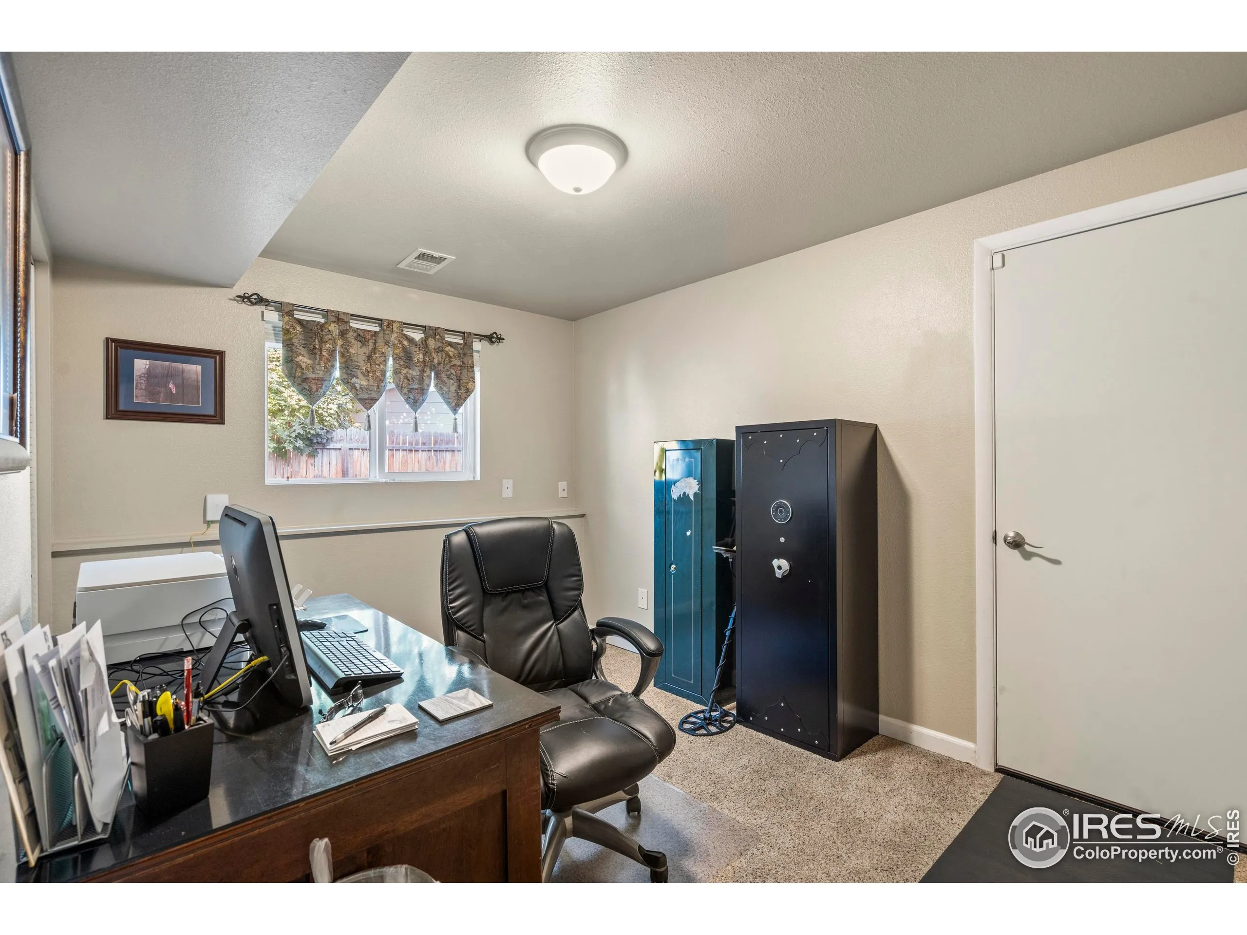 Fort Collins, Colorado 80525, United States, 3 Bedrooms Bedrooms, ,3 BathroomsBathrooms,Residential,Active,193014